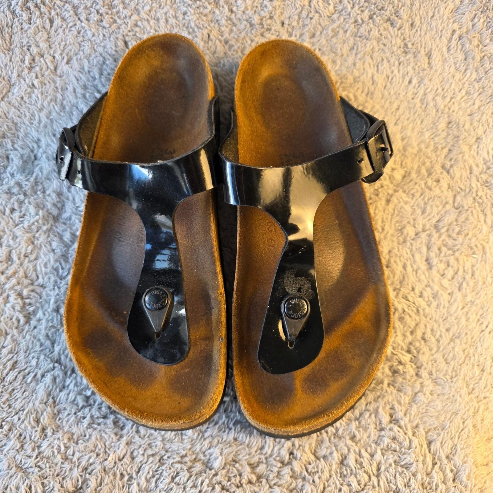 Birkenstock Gizeh Sandals Black Patent Leather Thong EU 37 Women’s