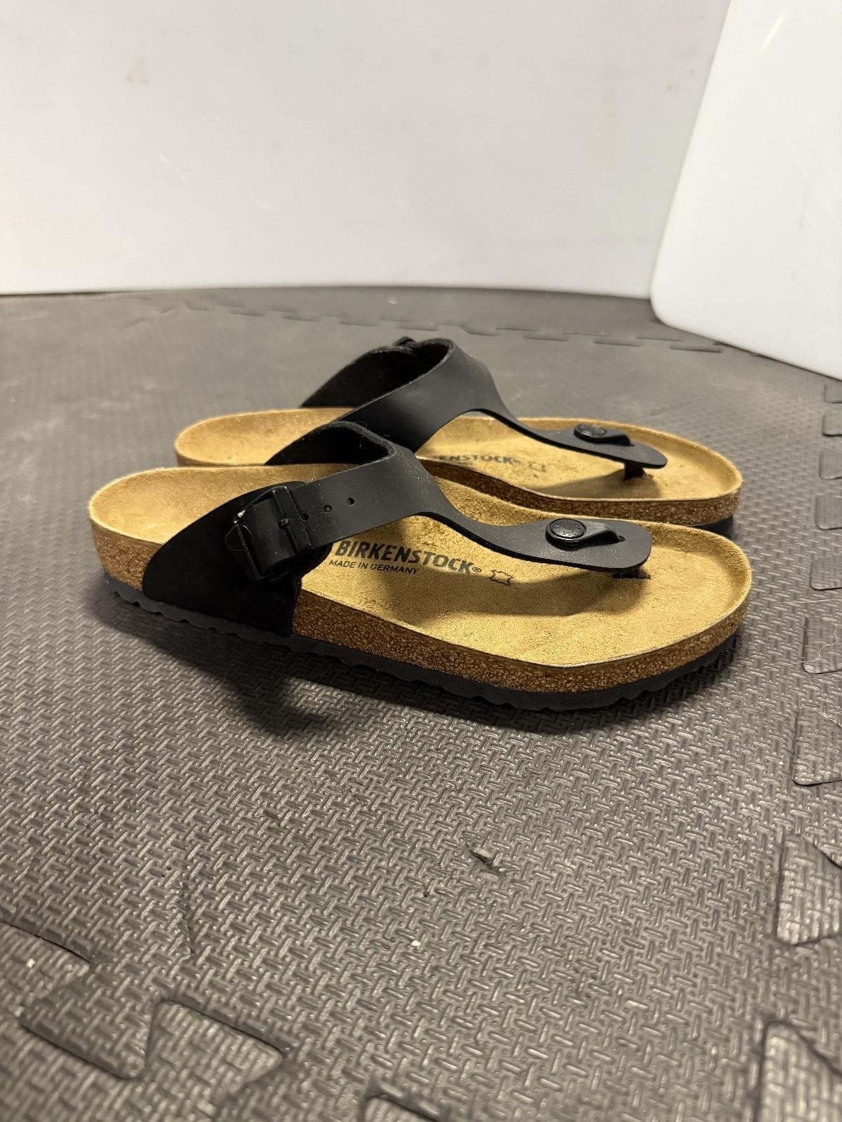 Birkenstock Gizeh 41 New no BOX Black Leather. Sandals. USA 10 Womens