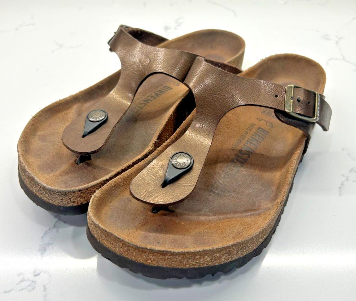 Birkenstock Gizeh Sandals Womens Size EU 38 US 7.5-8 Birko-Flor Brown Leather