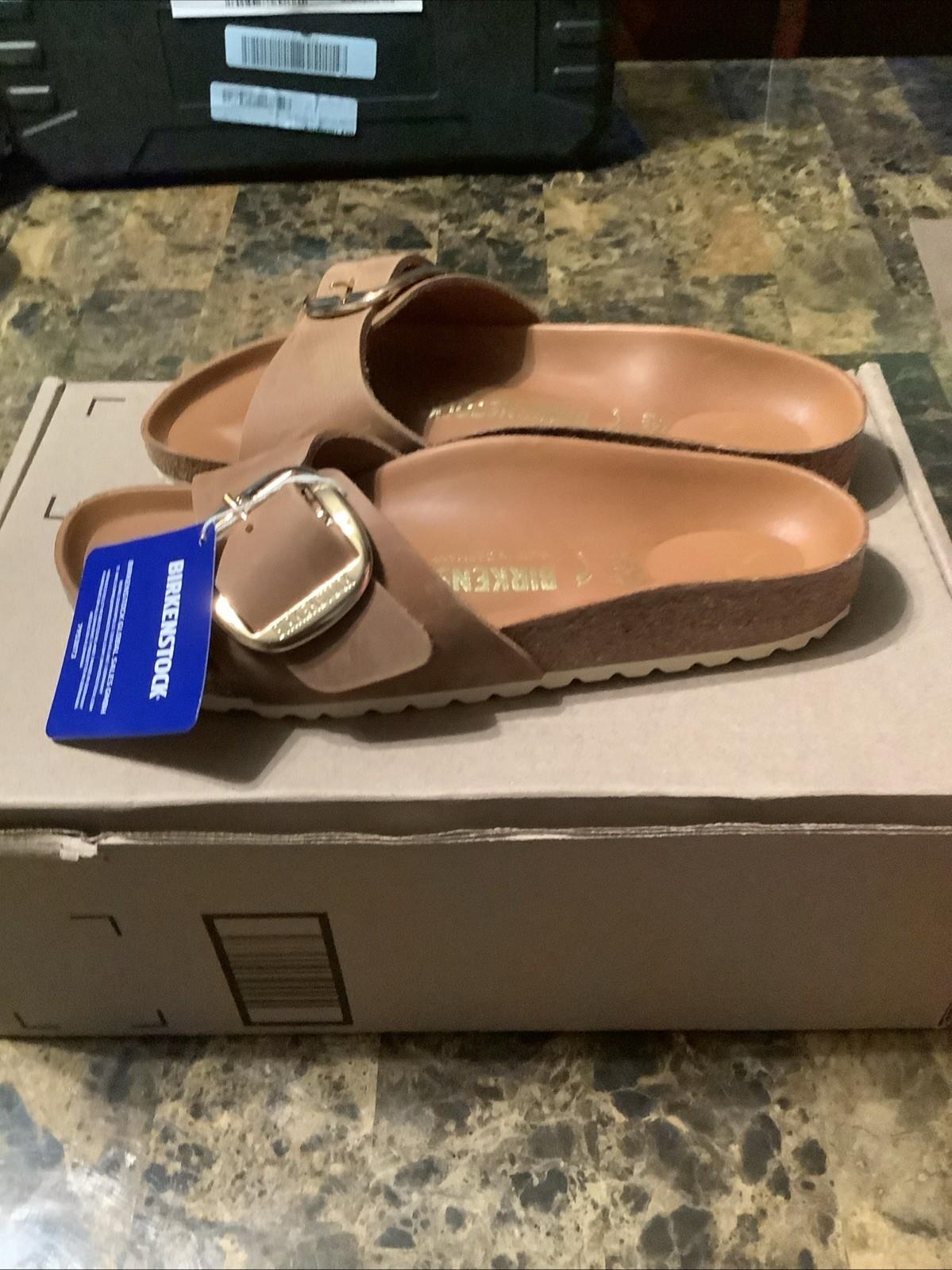 New w/o Box Birkenstock Madrid Big Buckle Cognac Exquisite Size 38 – Size 5M 7W