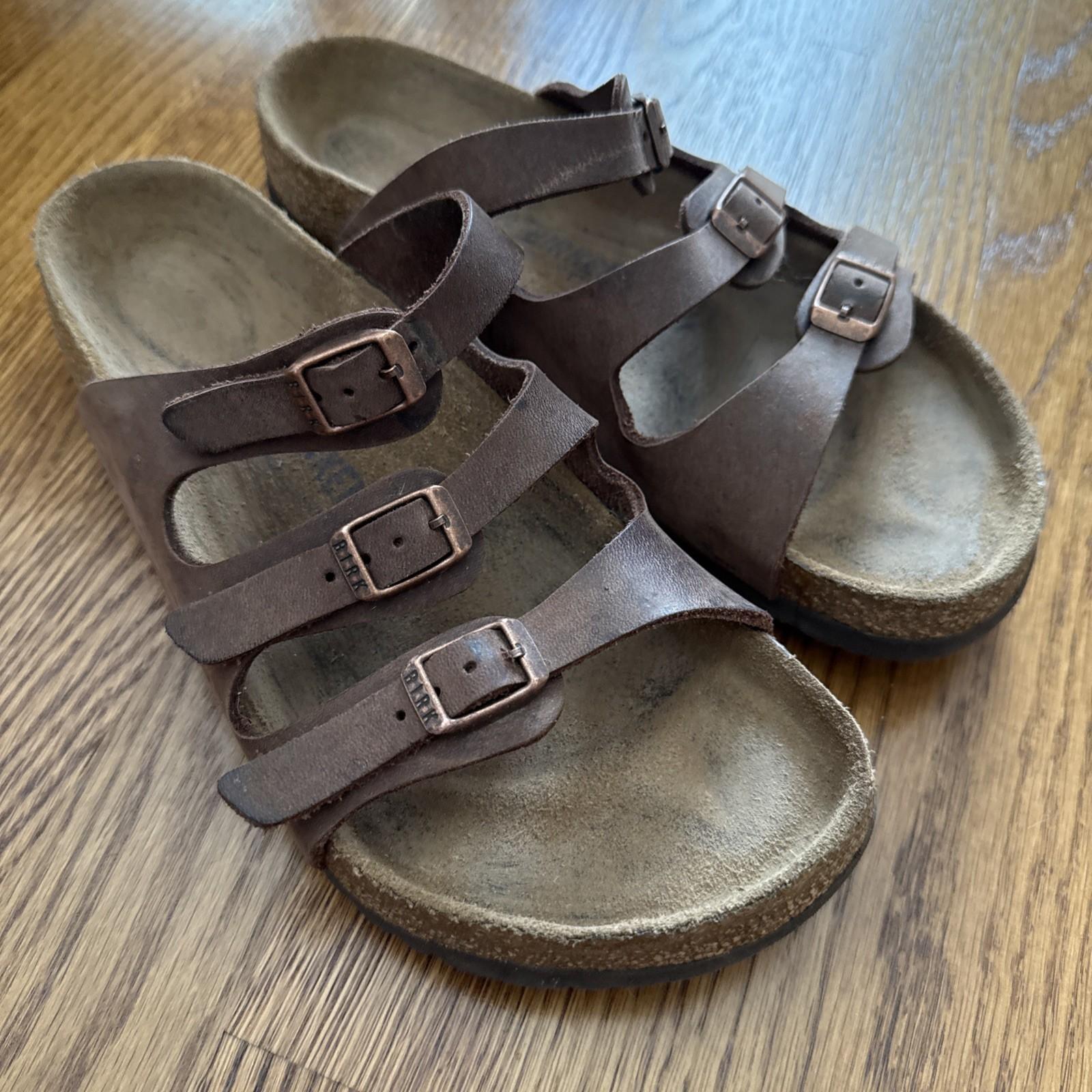 Birkenstock Florida Size 8 1/2 39  Leather Brown Slide Sandal Nice soft foodbed
