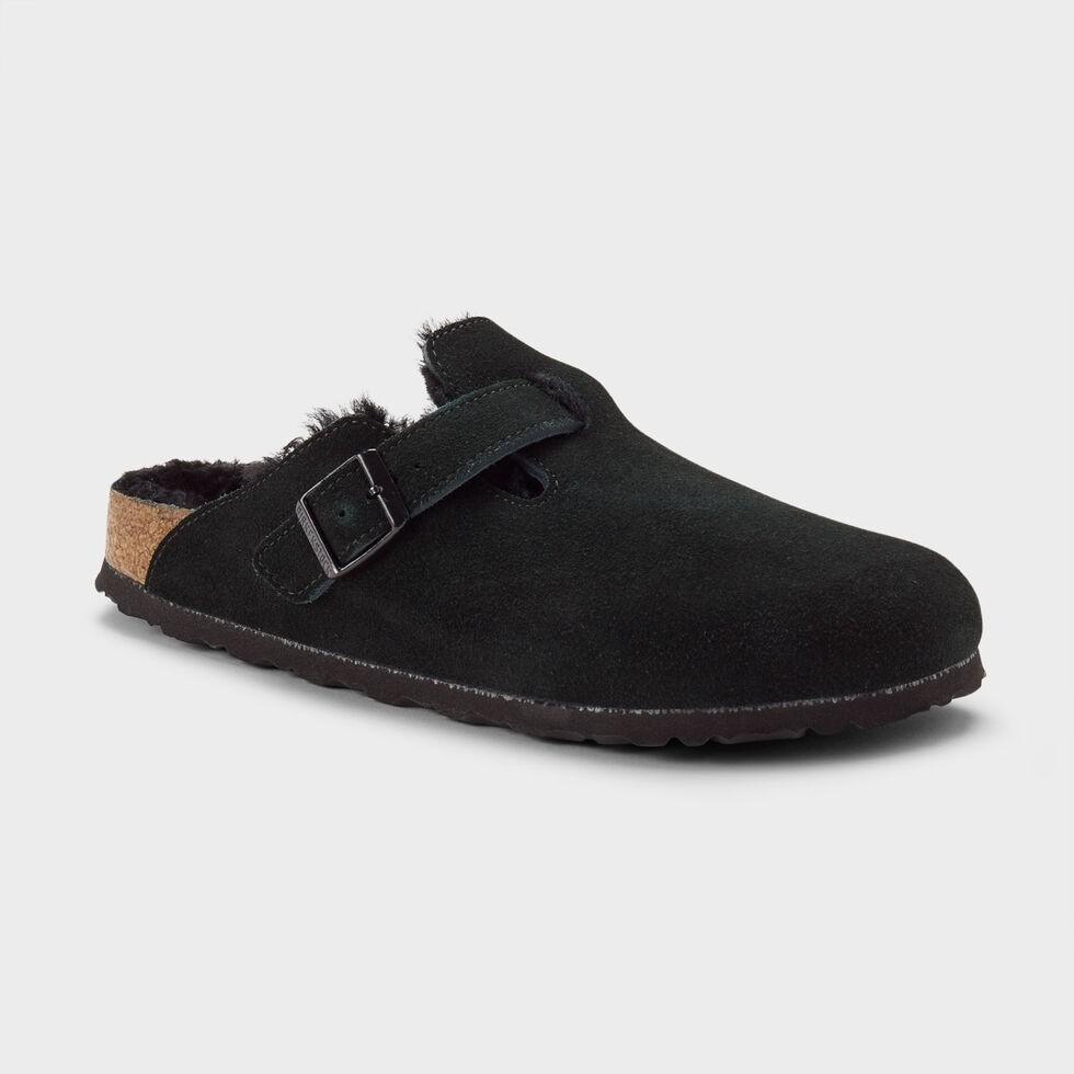 Best Seller!  Women’s Birkenstock Boston Shearling Clogs (Color:  Black)