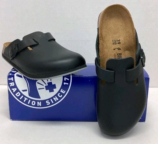 Birkenstock Boston Super Grip Leather Unisex Clog (Narrow Fit) in Black,EU 39