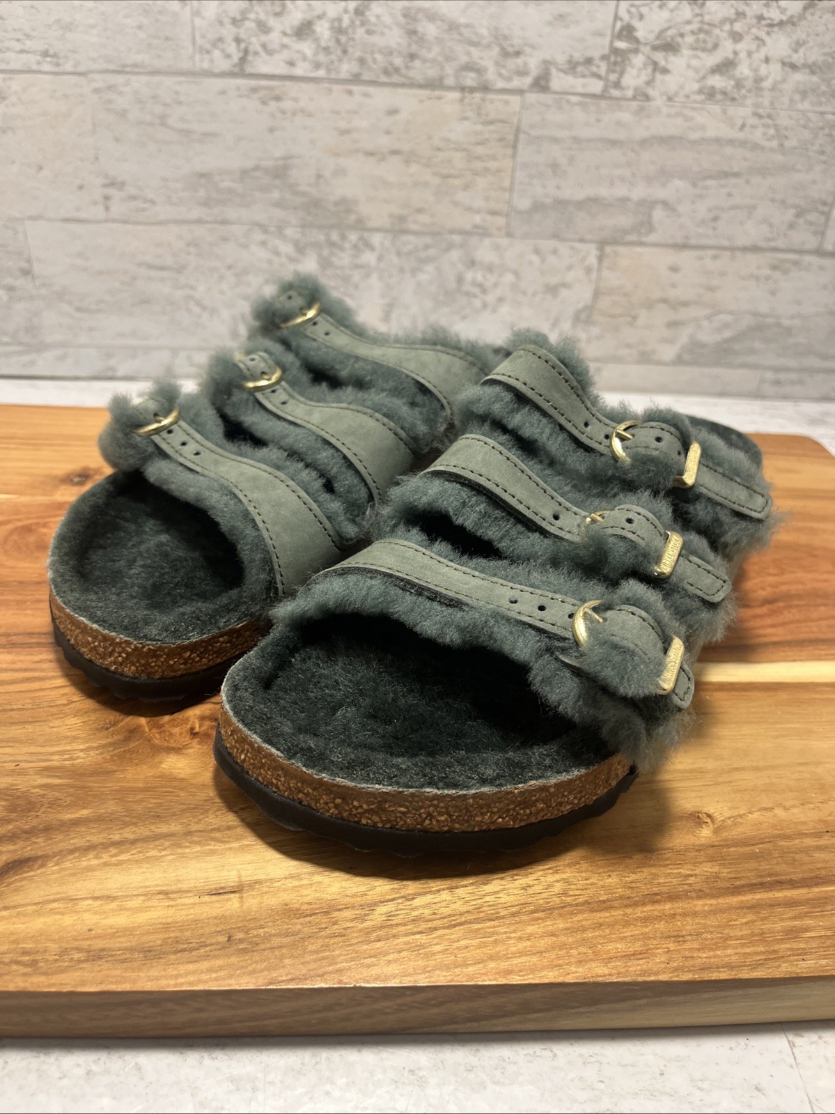 Birkenstock Florida Shearling Faux Fur Sandals Sage Green Sz 37 EU Sz 6 US – NEW