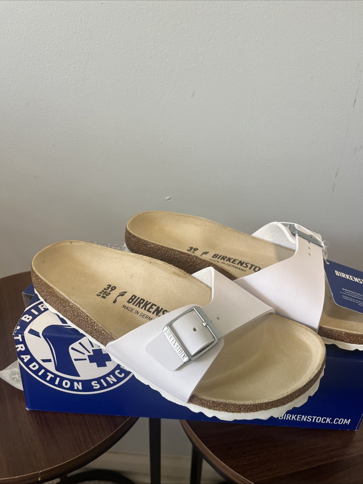Birkenstock Madrid Mules White Sandals Slides Size 39 (NWB)