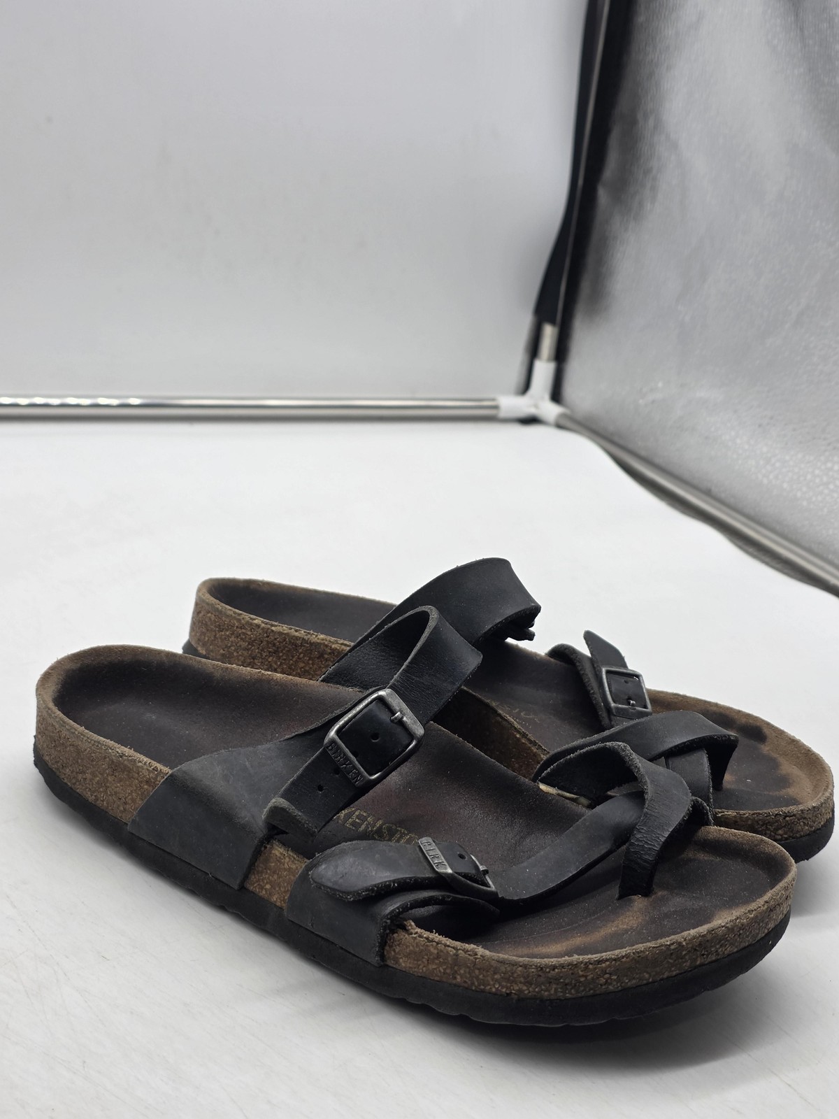 Birkenstock Mayari Sandals Shoes Womens Size 37 Black Leather Toe Loop Damaged