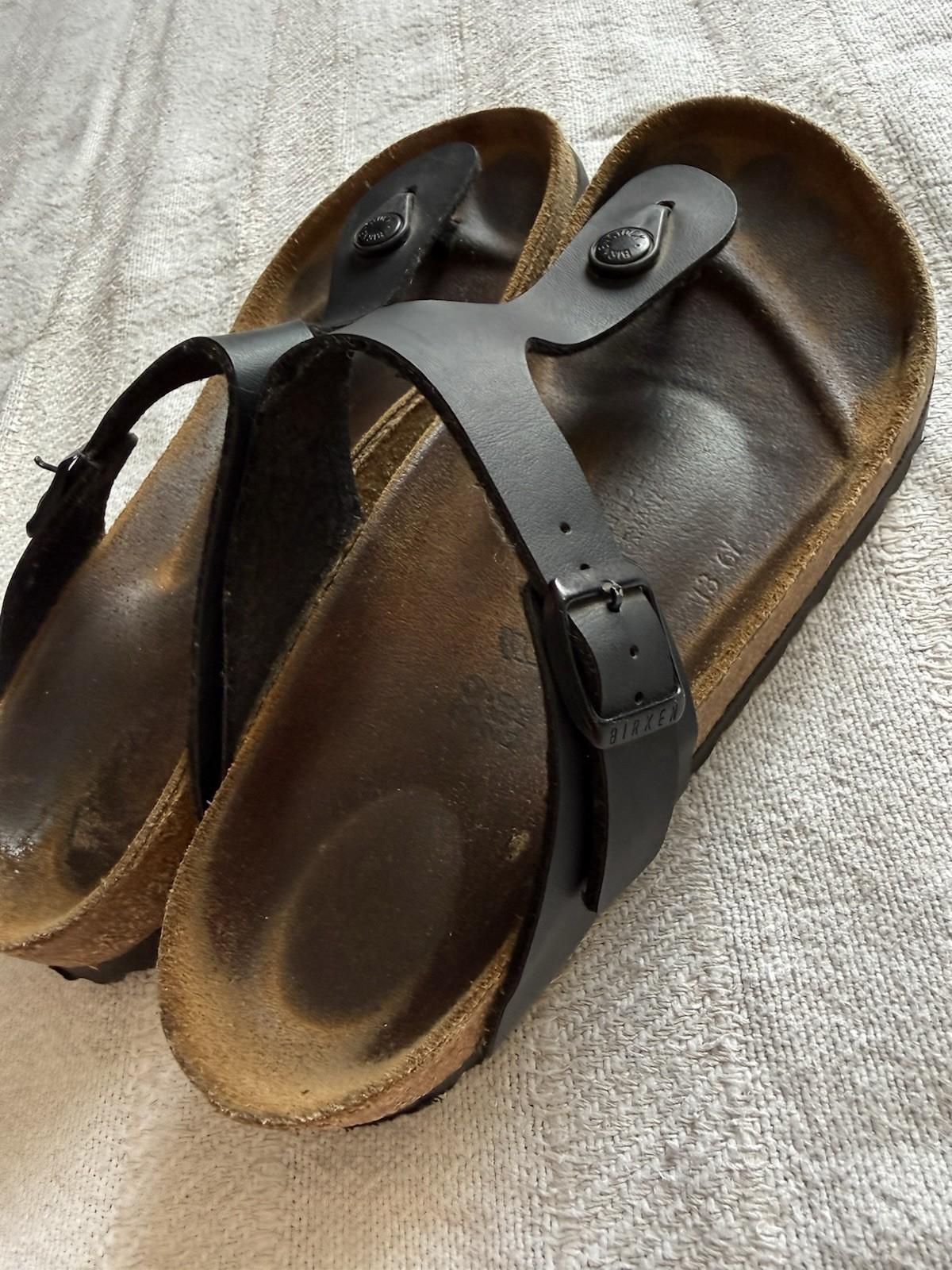 Birkenstock Gizeh Women’s Sandal – Black