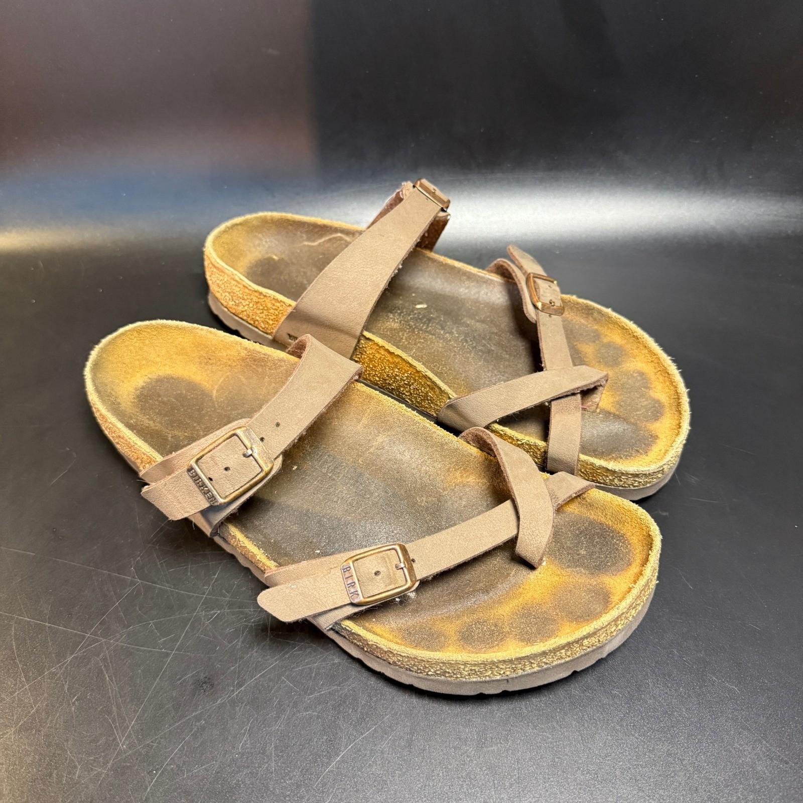 Birkenstock Mayari Size US 9-9.5 Taupe Thong Sandals Comfortable EU 40 Strappy