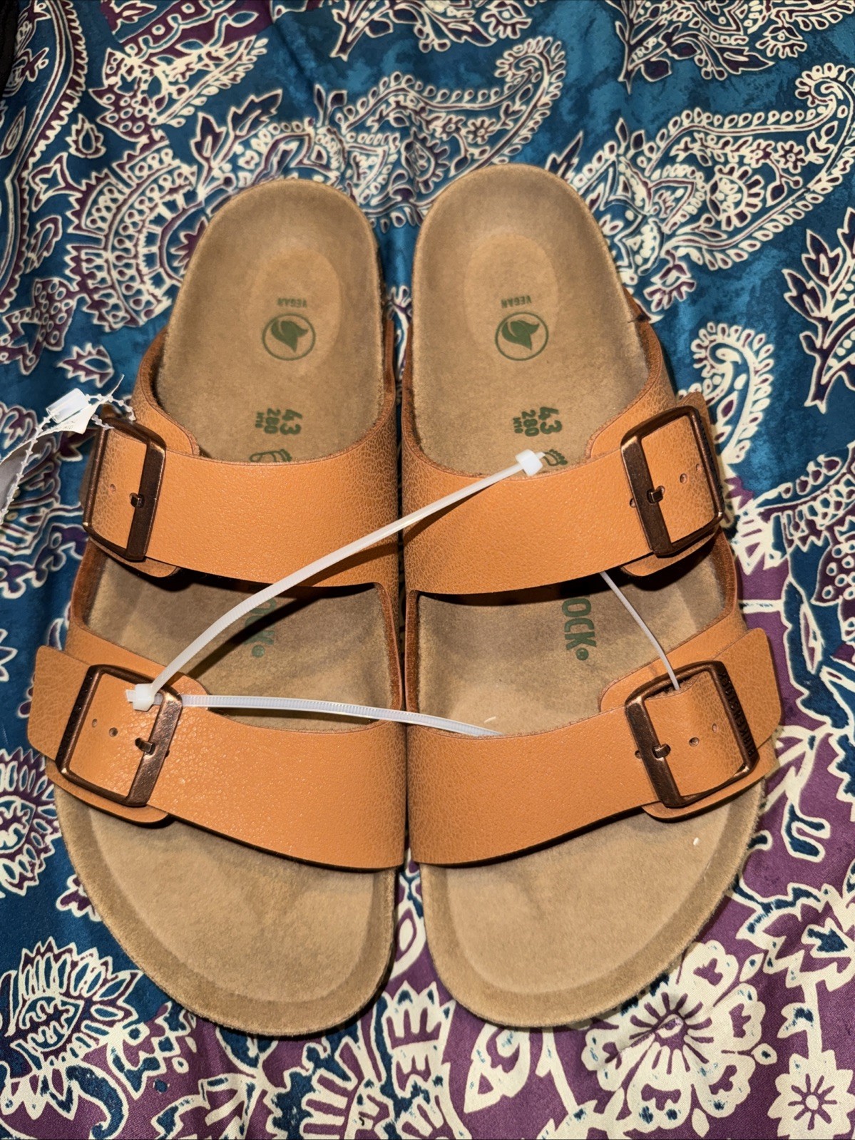Birkenstock Arizona Tan Unisex Sandals Vegan Size 43 / US 10 Mens NEW No Box