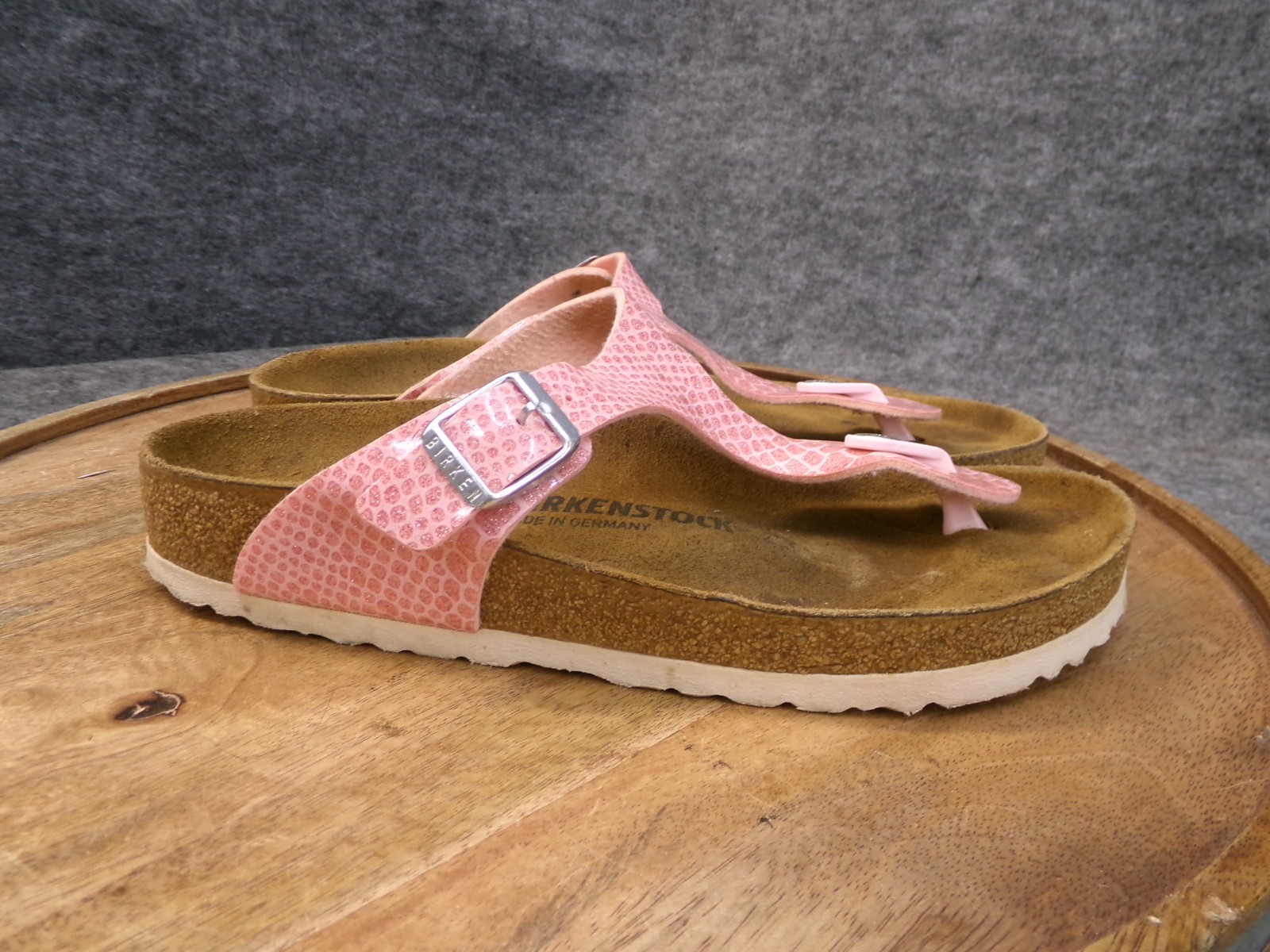 Birkenstock Gizeh Pink Shiny Snake Print Birko Flor Sandals Size 38 US 7 Narrow