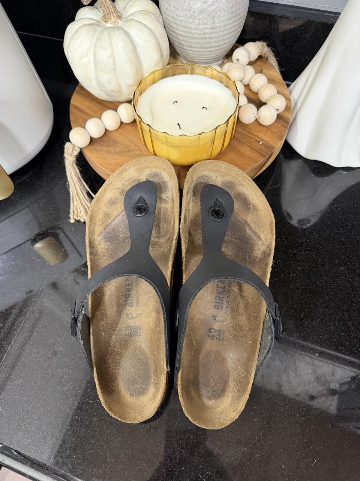 WOMENS BIRKENSTOCK GIZEH LEATHER THONG SANDALS Black SZ 40/9 New In Box