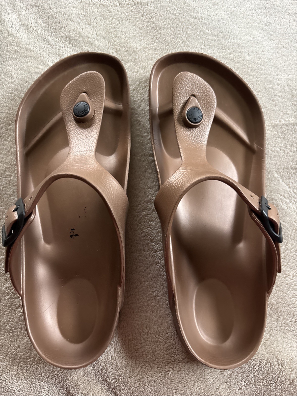 Birkenstock Gizeh Women’s Slide Sandals, Bronze Metallic, Size 38 Regular 7-7.5