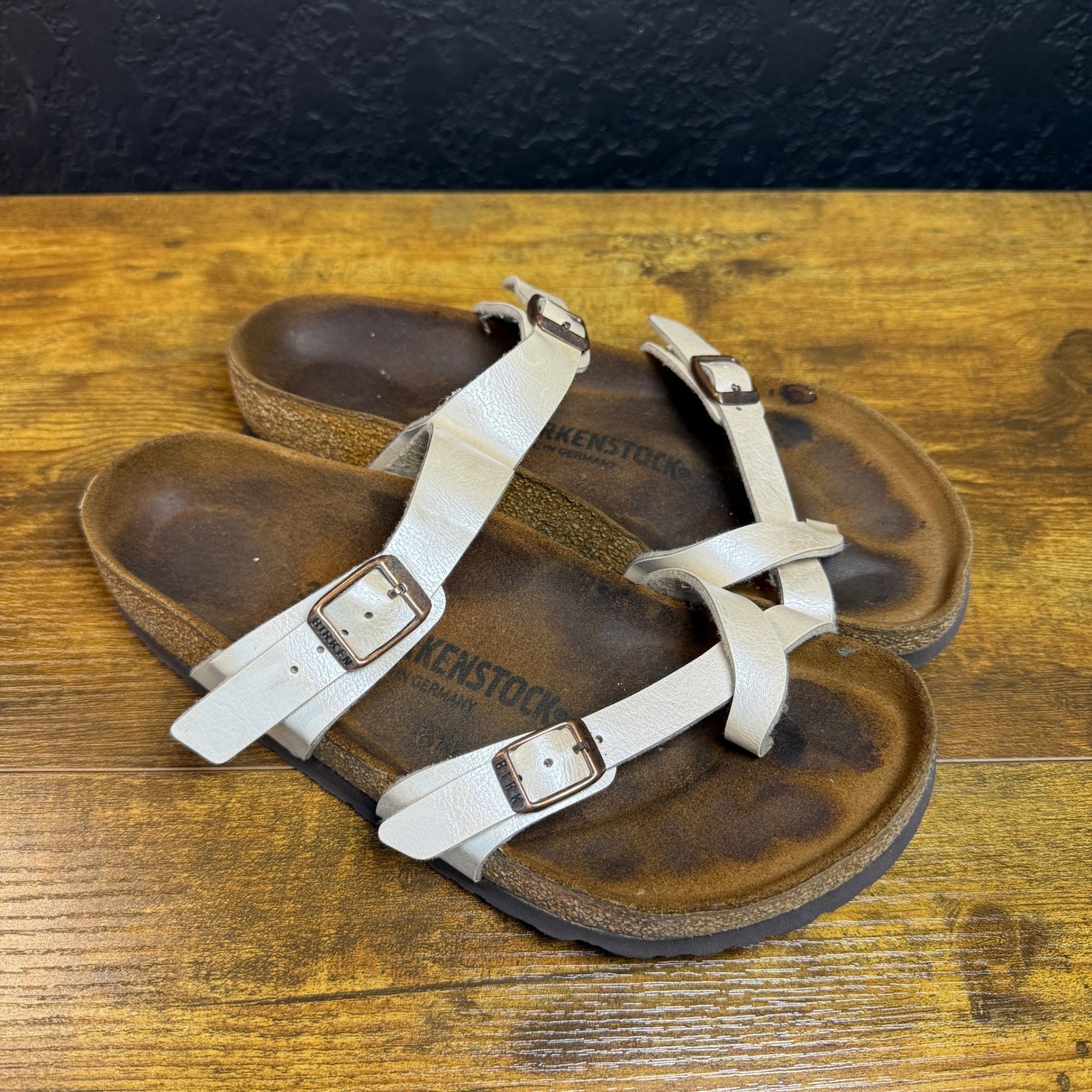 Birkenstock Mayari Sandals Cream Leather Thong Buckle Strap Women Size 38 / 7 US