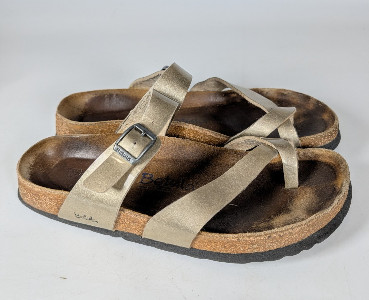 Betula by Birkenstock Mayari Metallic Gold Strappy Sandals Women’s Size: 40 / 9