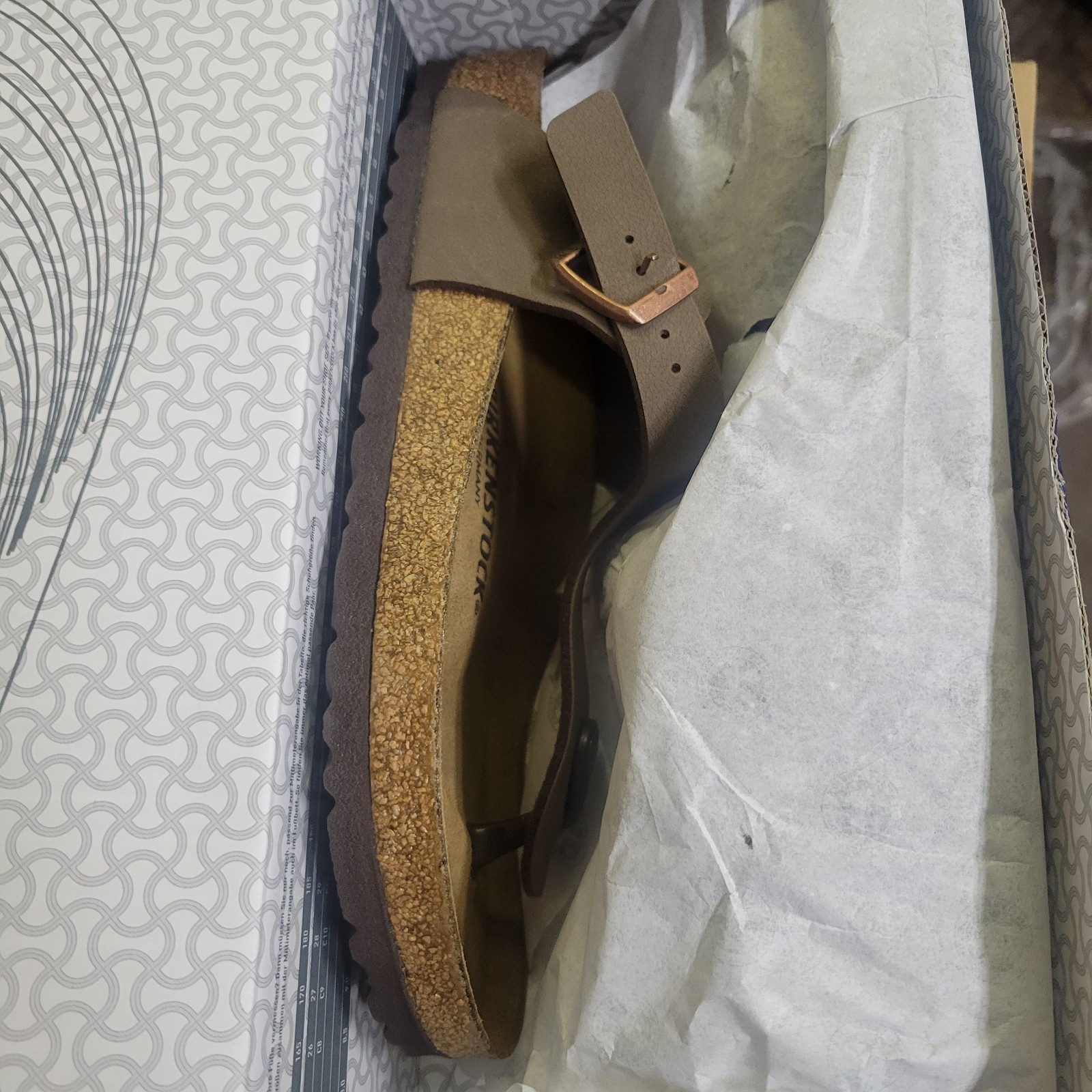 New With Box Birkenstock Gizeh Mocca Regular – US L8.0 M 6.0