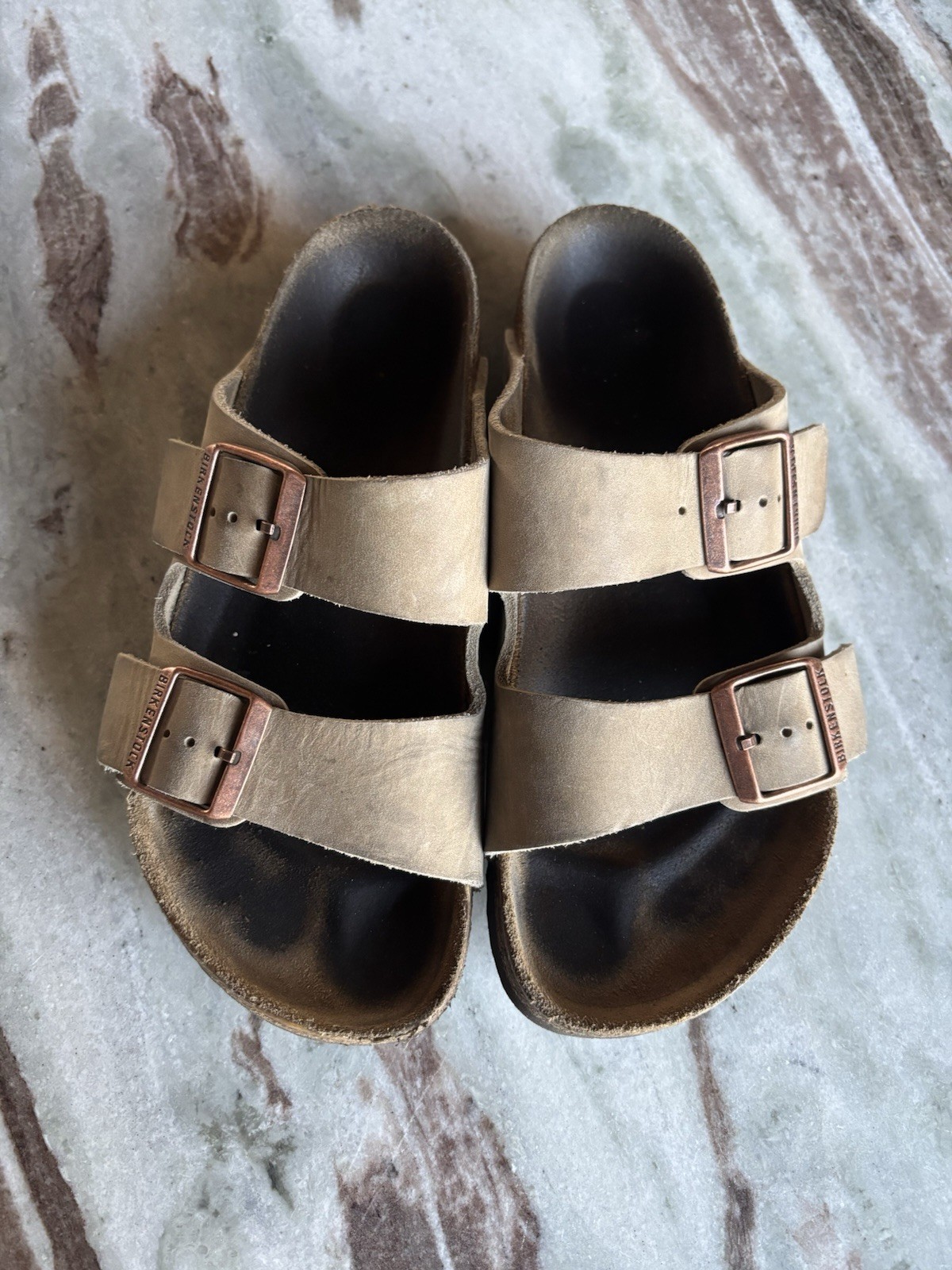 Birkenstock Arizona Slide Sandals Buckles Two Straps Brown Women Sz 7
