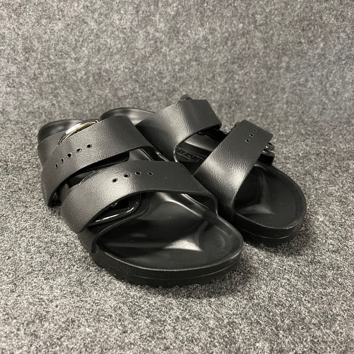 BIRKENSTOCK Arizona Big Buckle Sandals Unisex Size M5/W7 Black