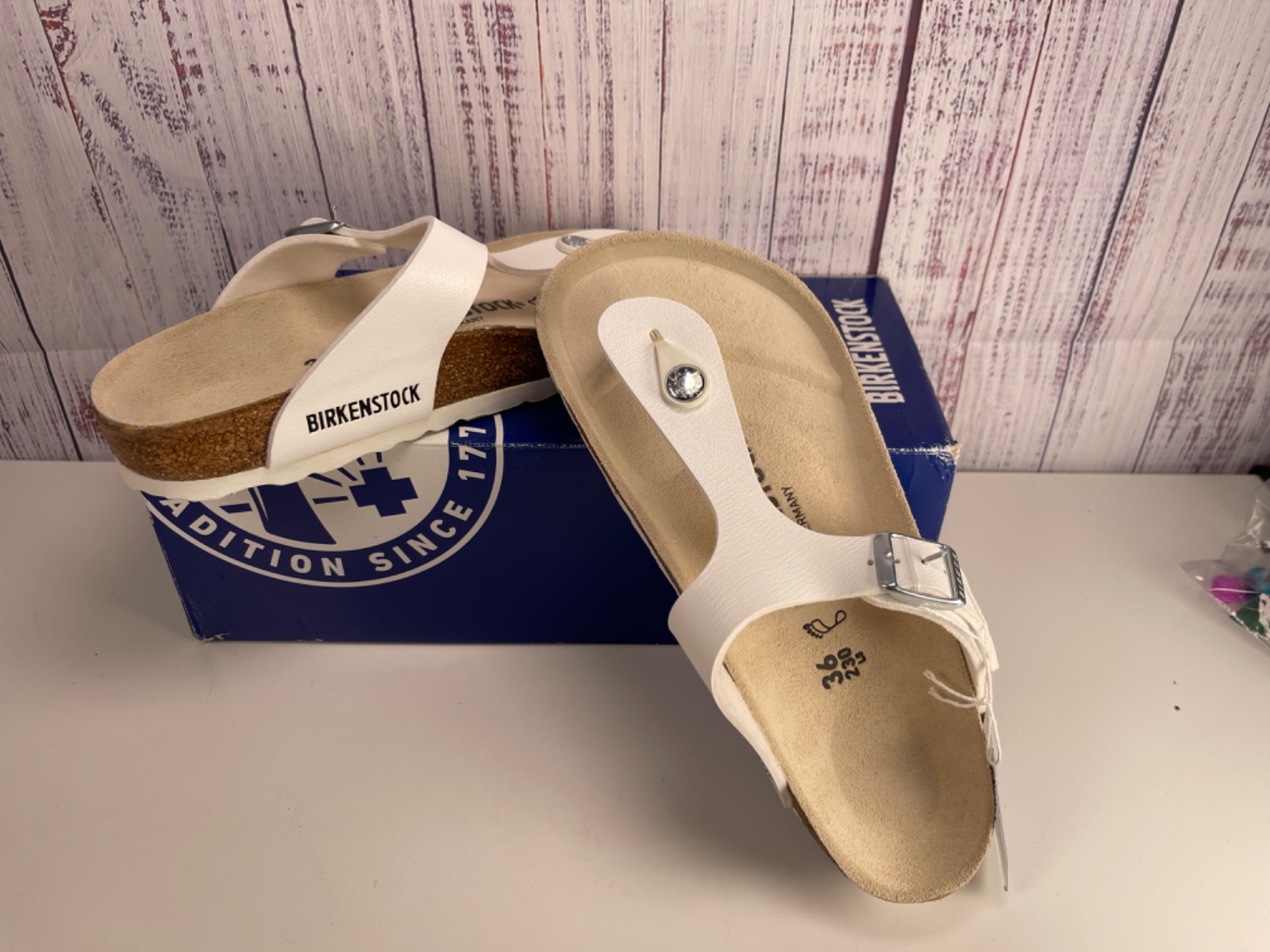 Size – 36 Birkenstock Gizeh White Sandal Women