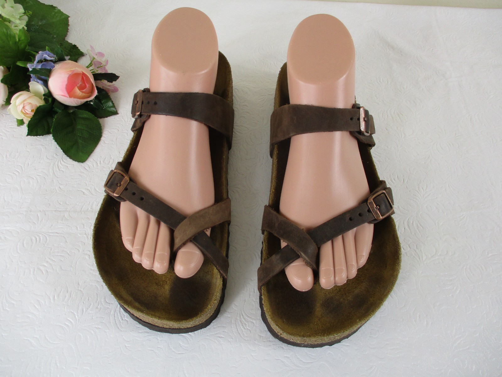 Birkenstock Mayari Brown Oiled Leather Toe Loop Sandals size 40 Women 9 Men 7