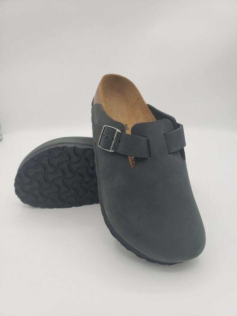 BIRKENSTOCK Boston Oiled Leather Black