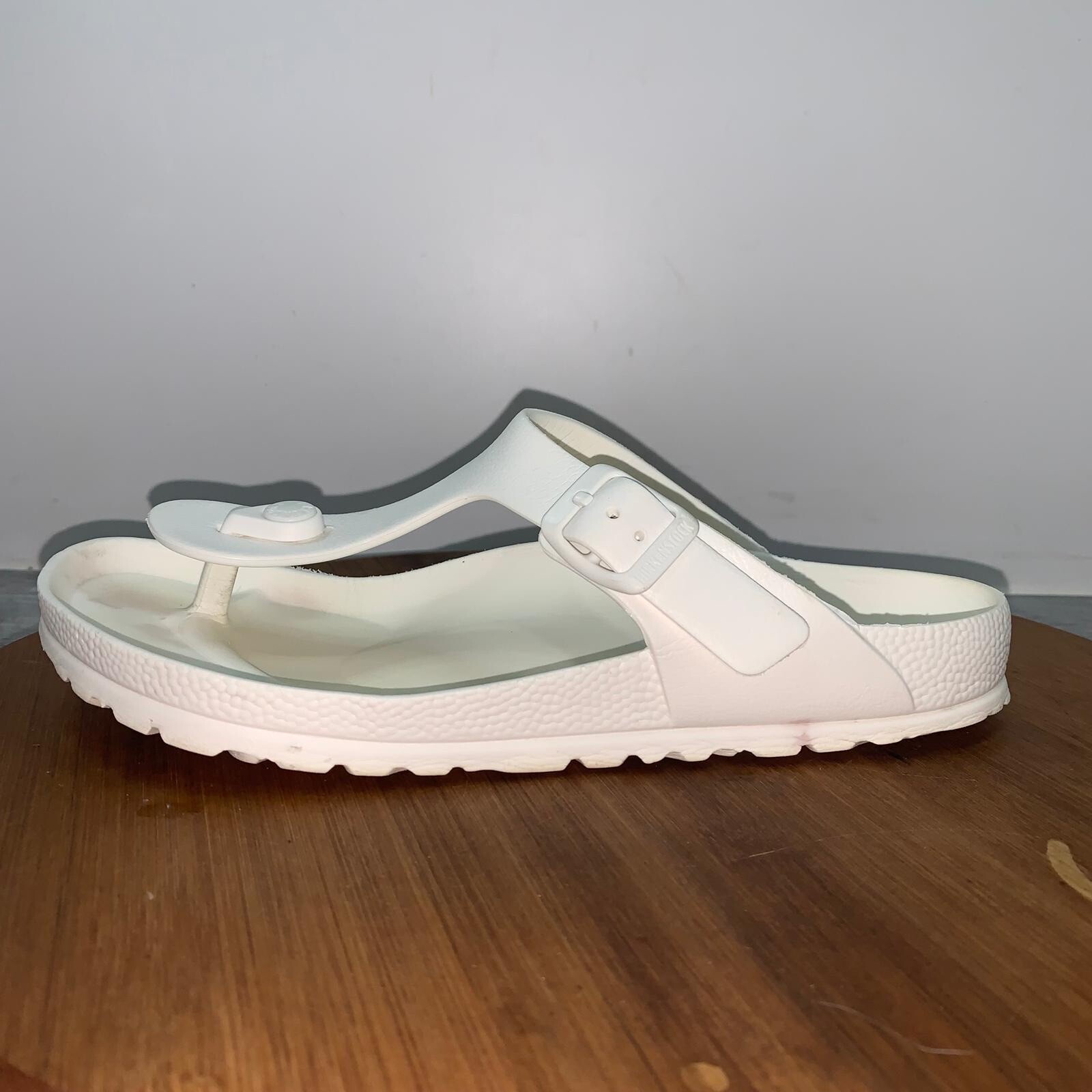 Birkenstock Eva Gizeh Sandals Women’s 5 White Rubber Strap Buckle Casual Beach