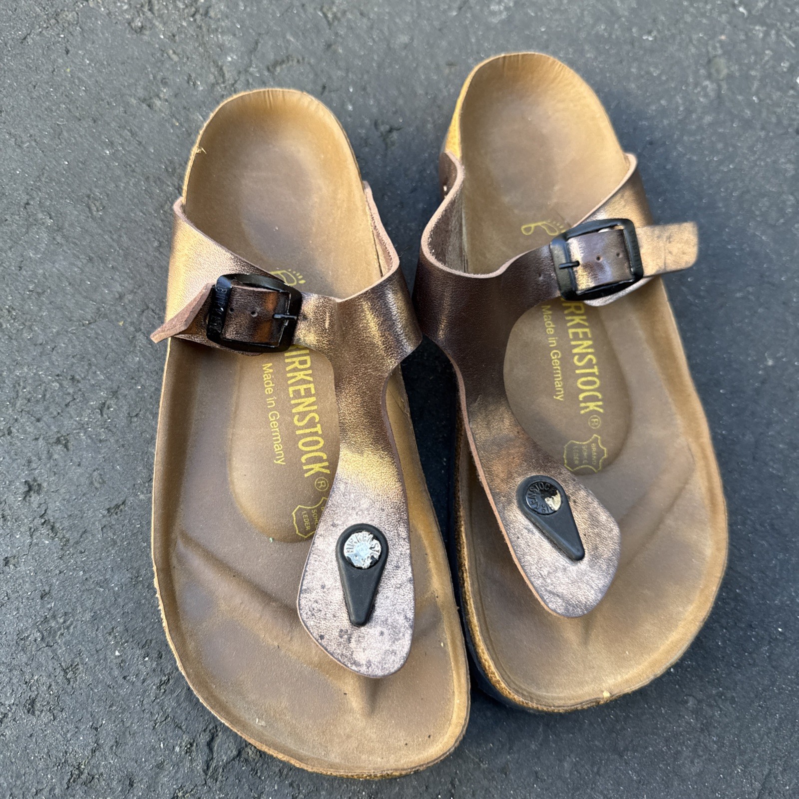 Birkenstock Gizeh Metallic Bronze Thong Sandal Slip On Women’s Size 38 / 6