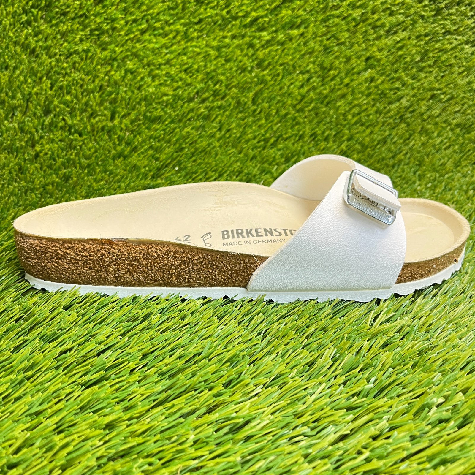 Birkenstock Madrid Birko-Flor Mens Size 9 Womens 11 White Walking Slide Sandals