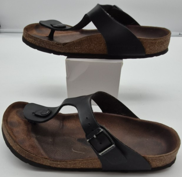 Birkenstock Gizeh Women’s Leather Thong Sandals Size 7- 7.5 U.S. 38 Black