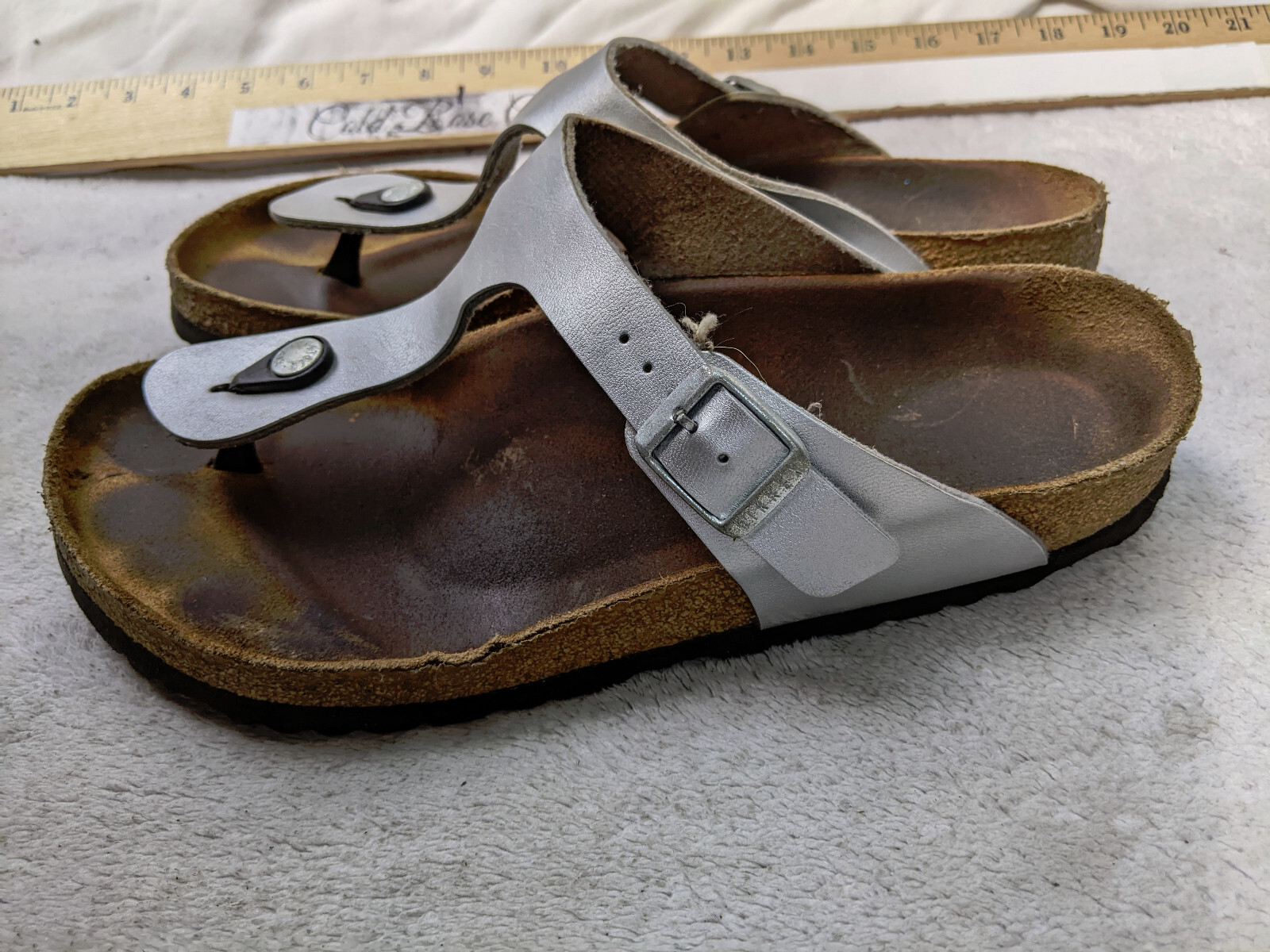 Birkenstock Gizeh Womens 9 9.5 40 Silver Leather Cork Thong sandal toe-post
