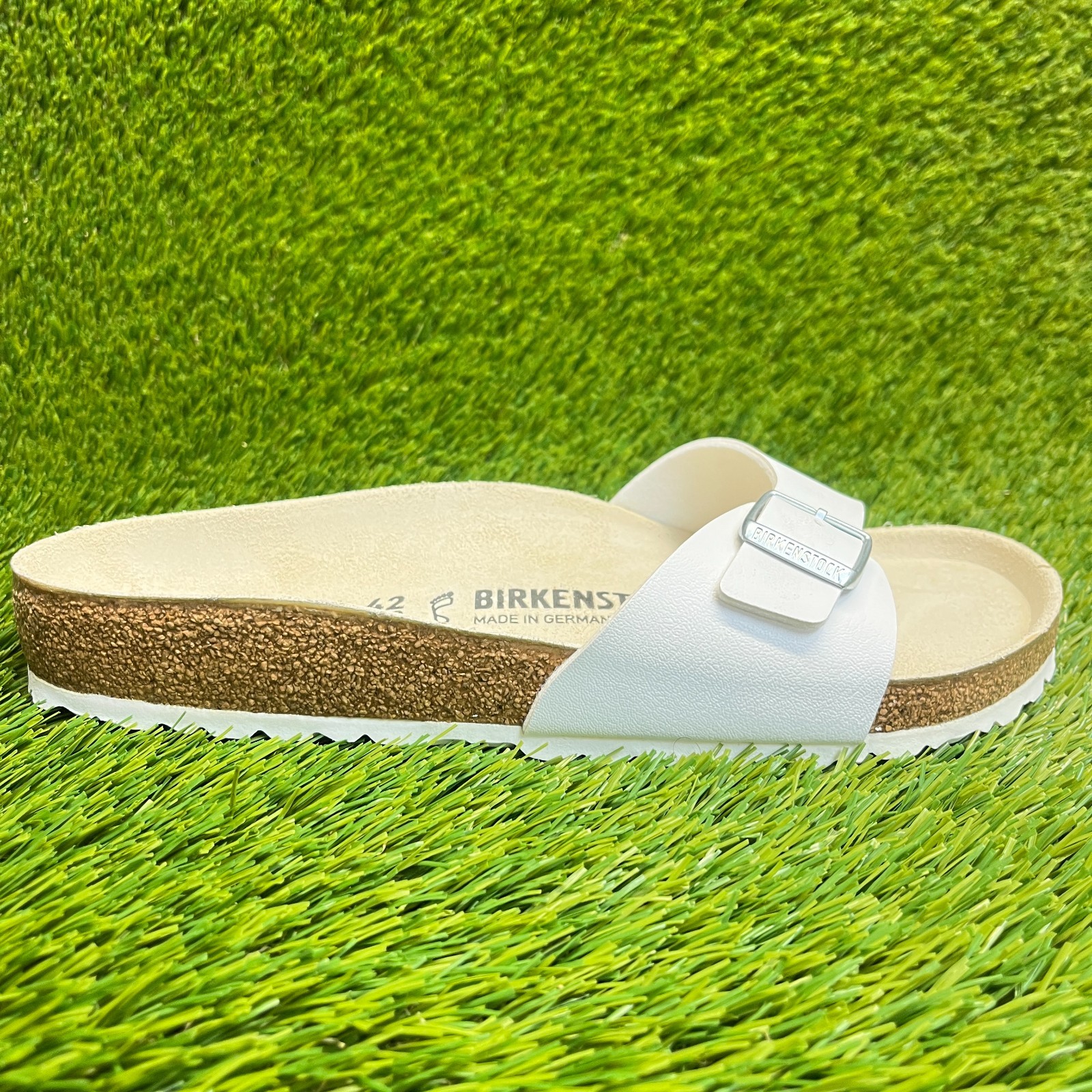 Birkenstock Madrid Birko-Flor Mens Size 9 White Walking Outdoor Slide Sandals