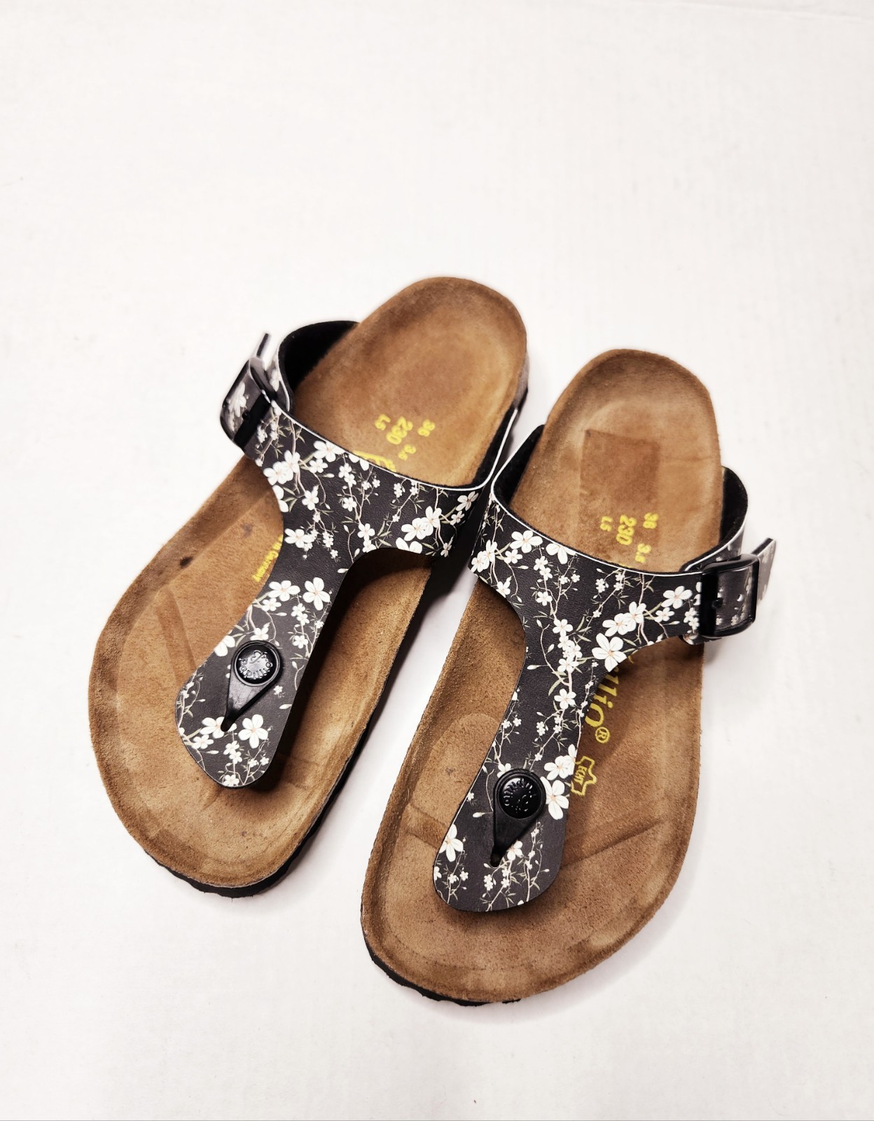 NEW Birkenstock Papillio Size US 6 European 36 Black Floral SandalsLeather
