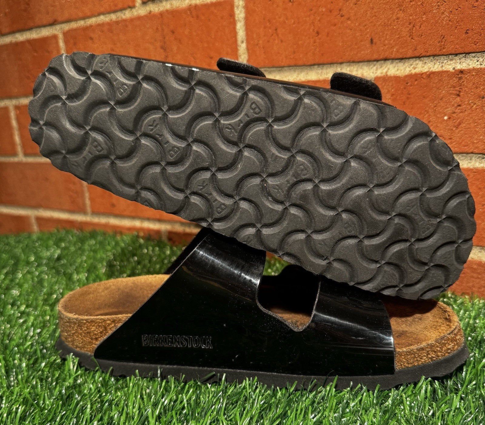 Birkenstock Arizona Brick-Flor Patten Leather Color Back Size 4.5