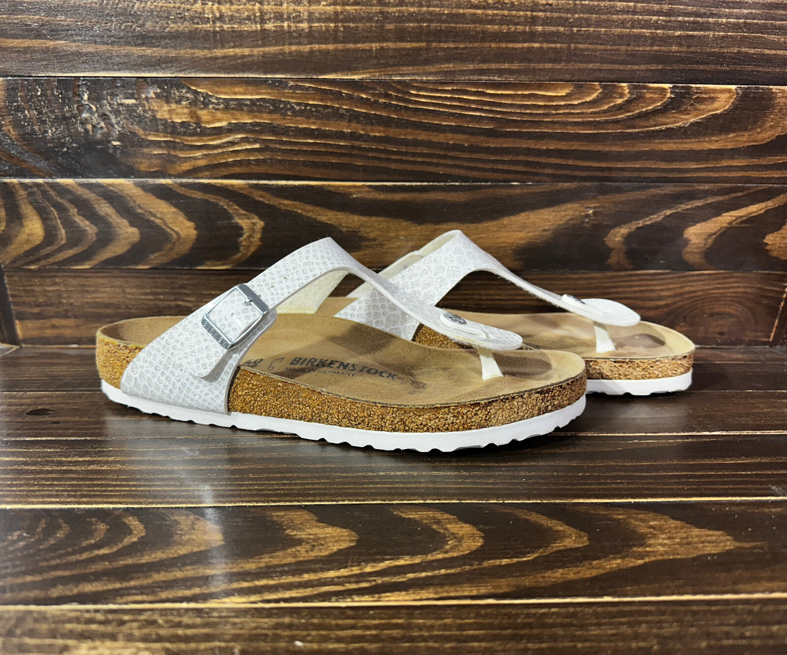 Birkenstock Gizeh Magic Snake White Silver Women’s Slide Sandals CasualShoes