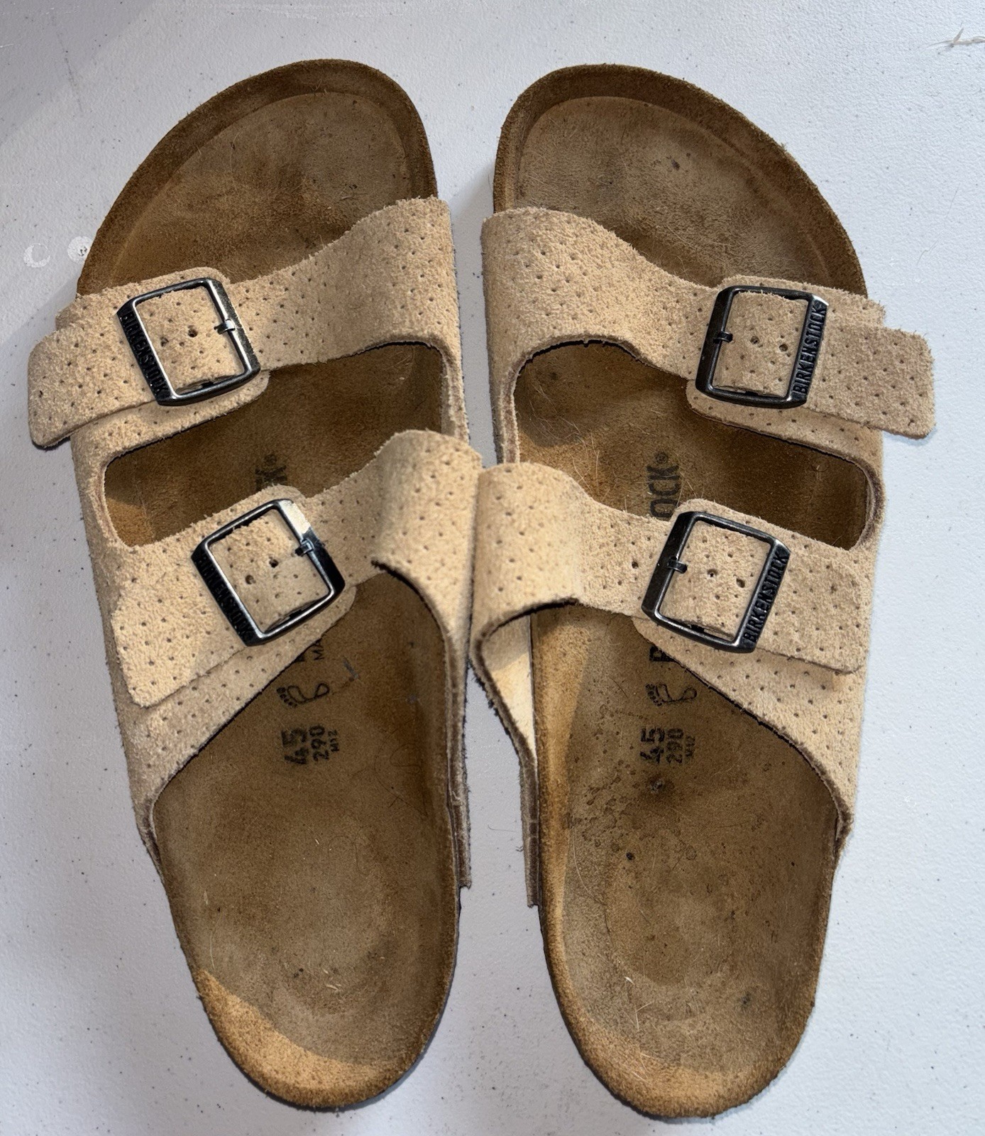 Birkenstock Arizona Suede Sandals, Light Khaki Size 12/12.5M (Euro 45)