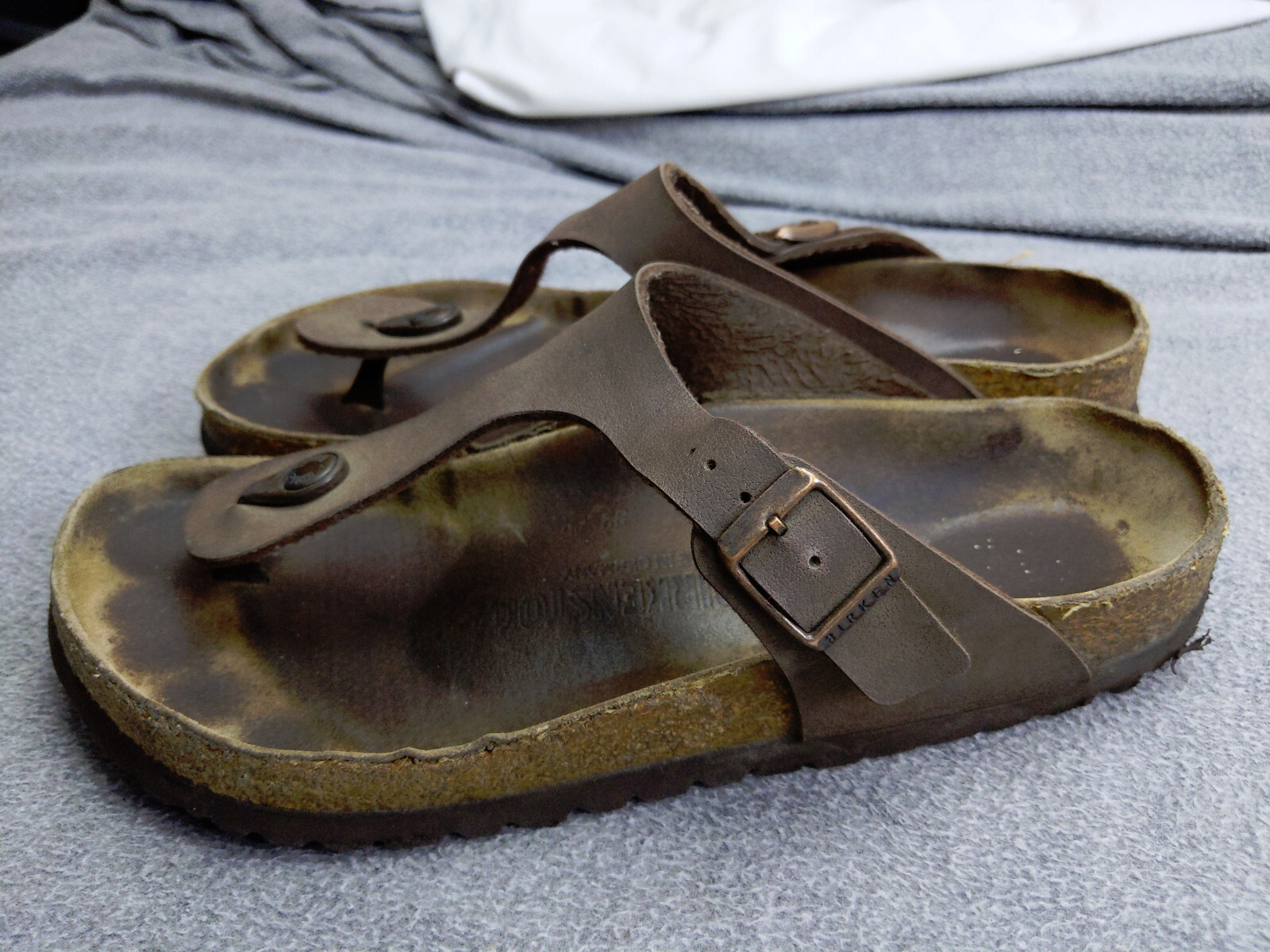 Birkenstock Gizeh Women 9 9.5 40 Men 7 Brown Leather Cork sandal toe-post Thong