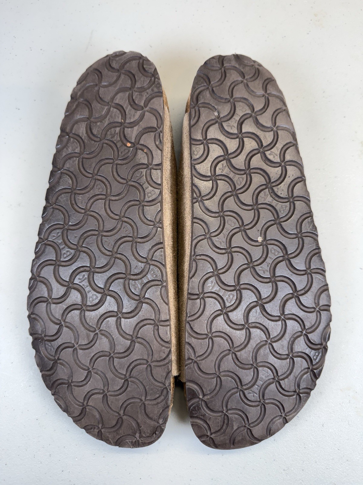 Birkenstock Arizona Double Buckle Taupe Suede Leather Sandal 42 WOMENS 11 MENS 8