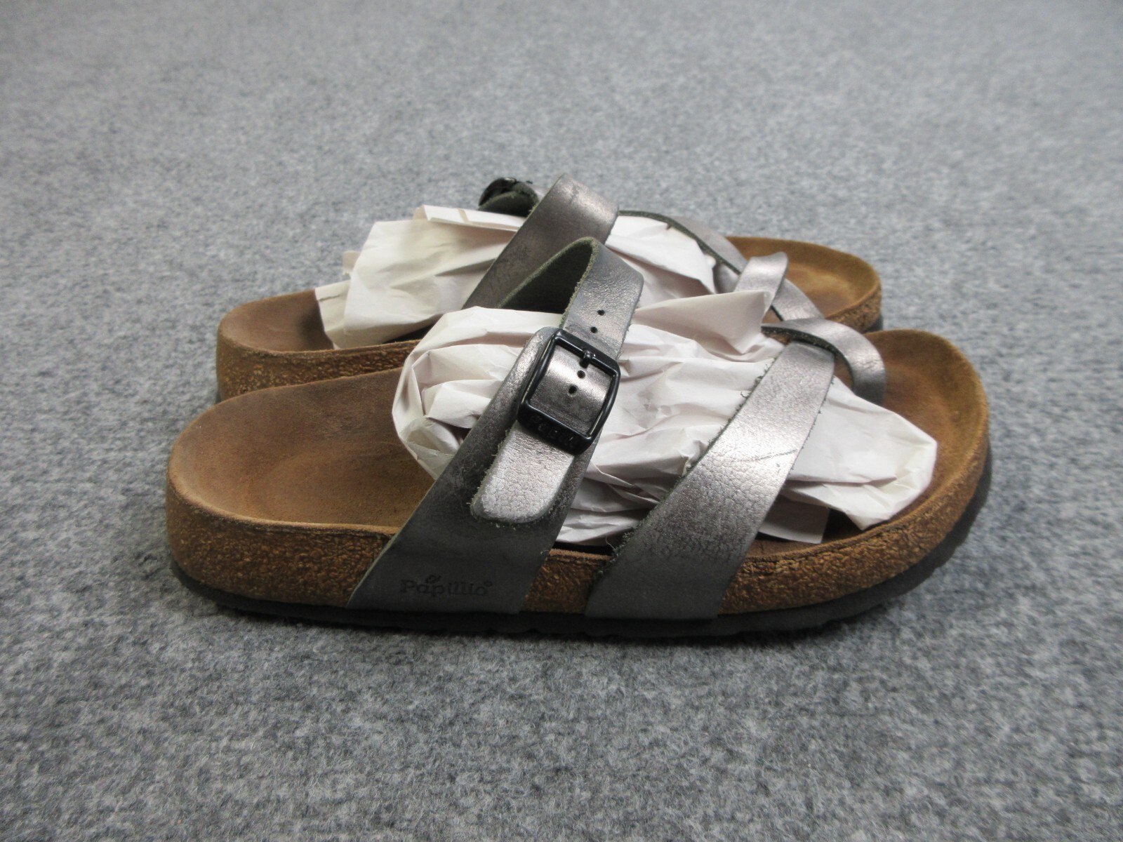 Birkenstock Papillio Sandals Womens Size 6 Silver Leather Toe Strap Cork
