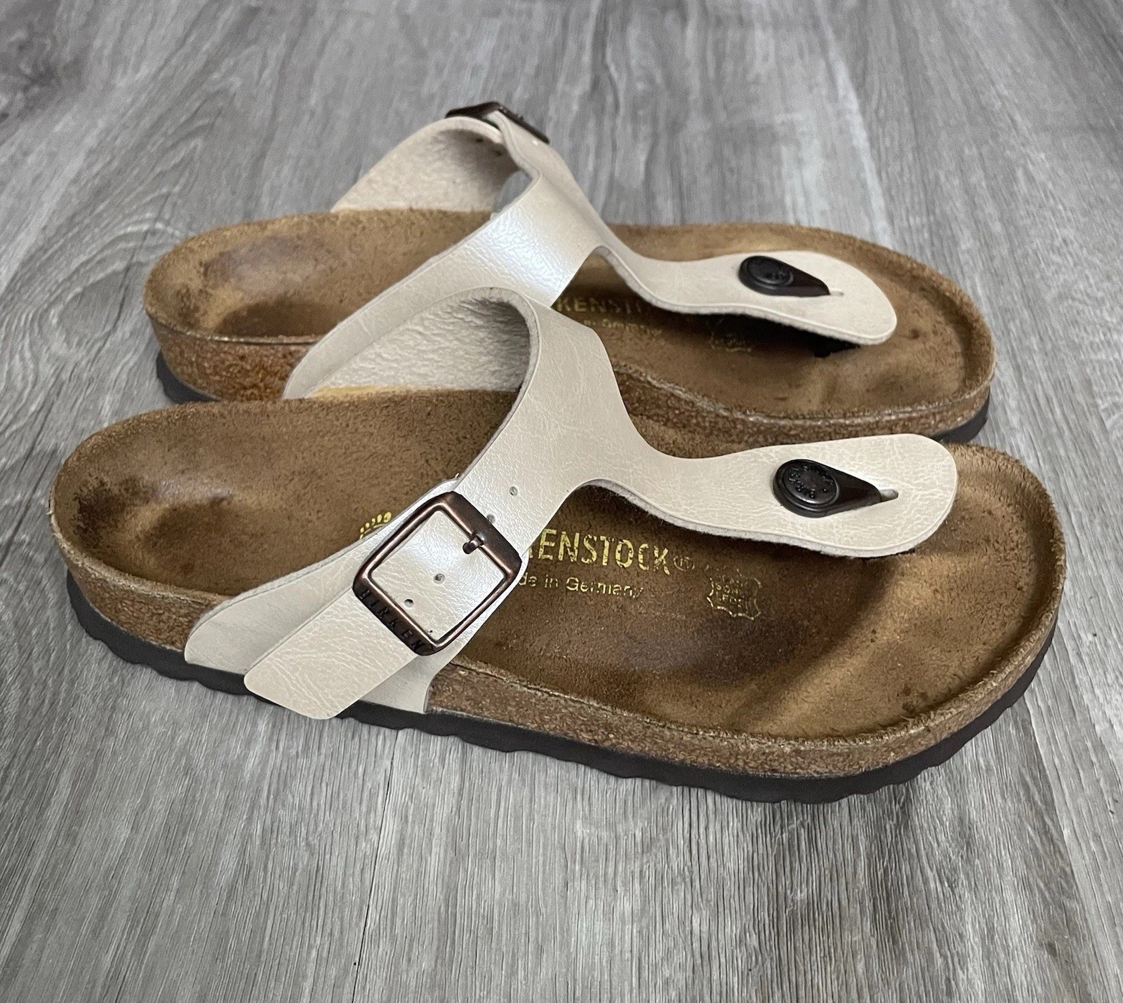 Birkenstock Gizeh Women’s Sandals Size 5