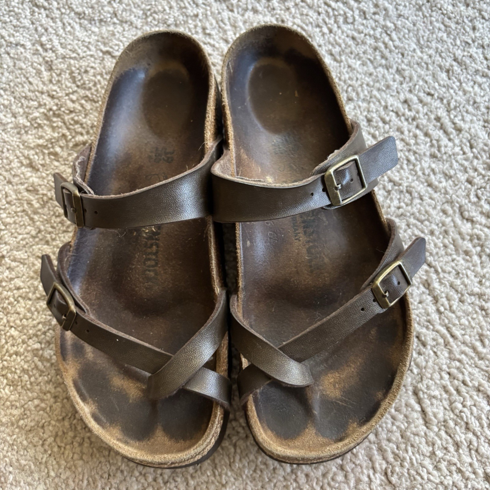 Birkenstock Mayari Unisex Toe Loop Sandals US Sz 8.5 Habana Oiled Leather Color