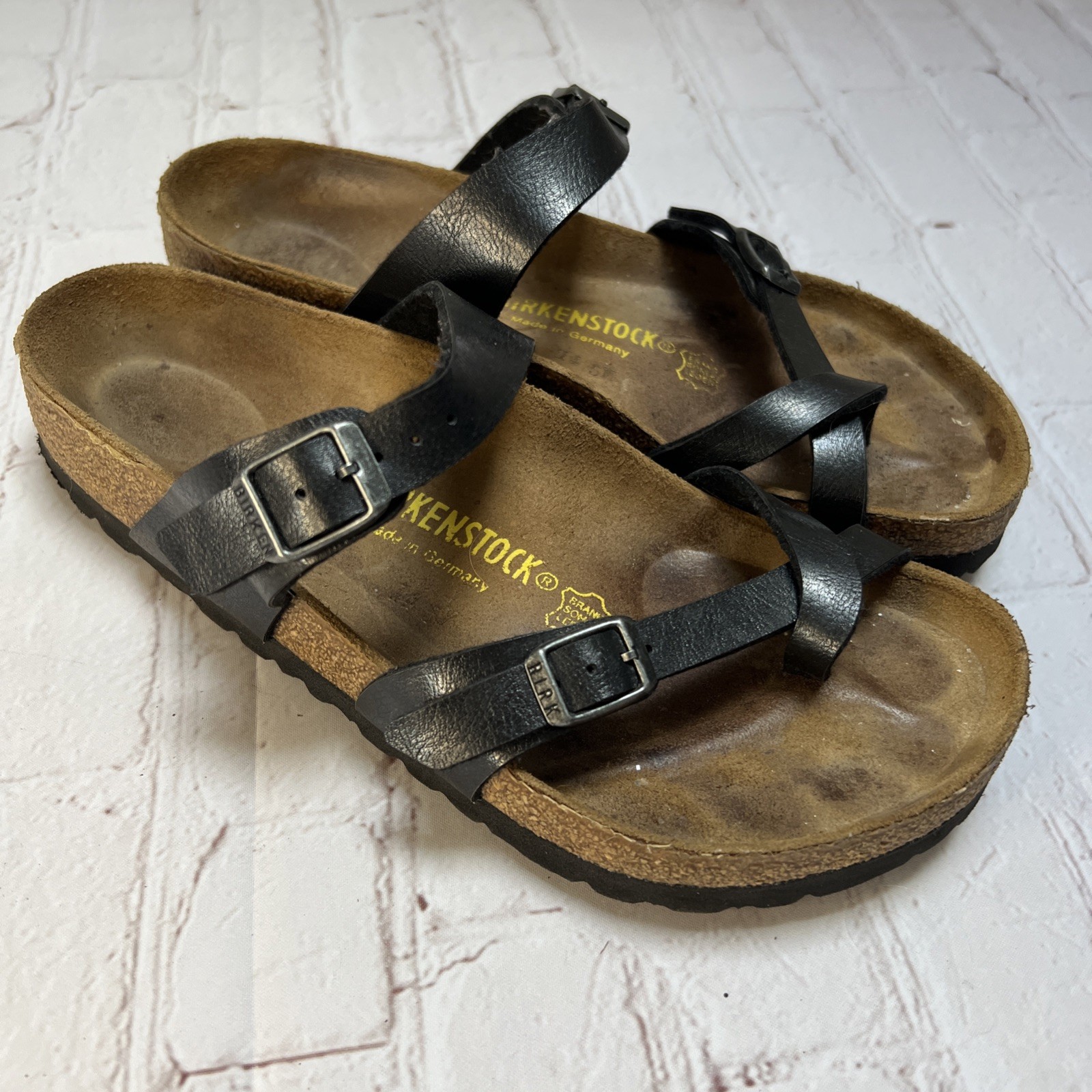 Birkenstock Mayari Women’s 39 Black Strappy Footbed Sandals