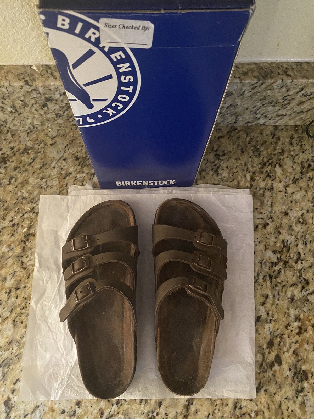 Birkenstock Florida Soft Footbed Size 38/US 7 Women’s Color Mocca, Gently Used .