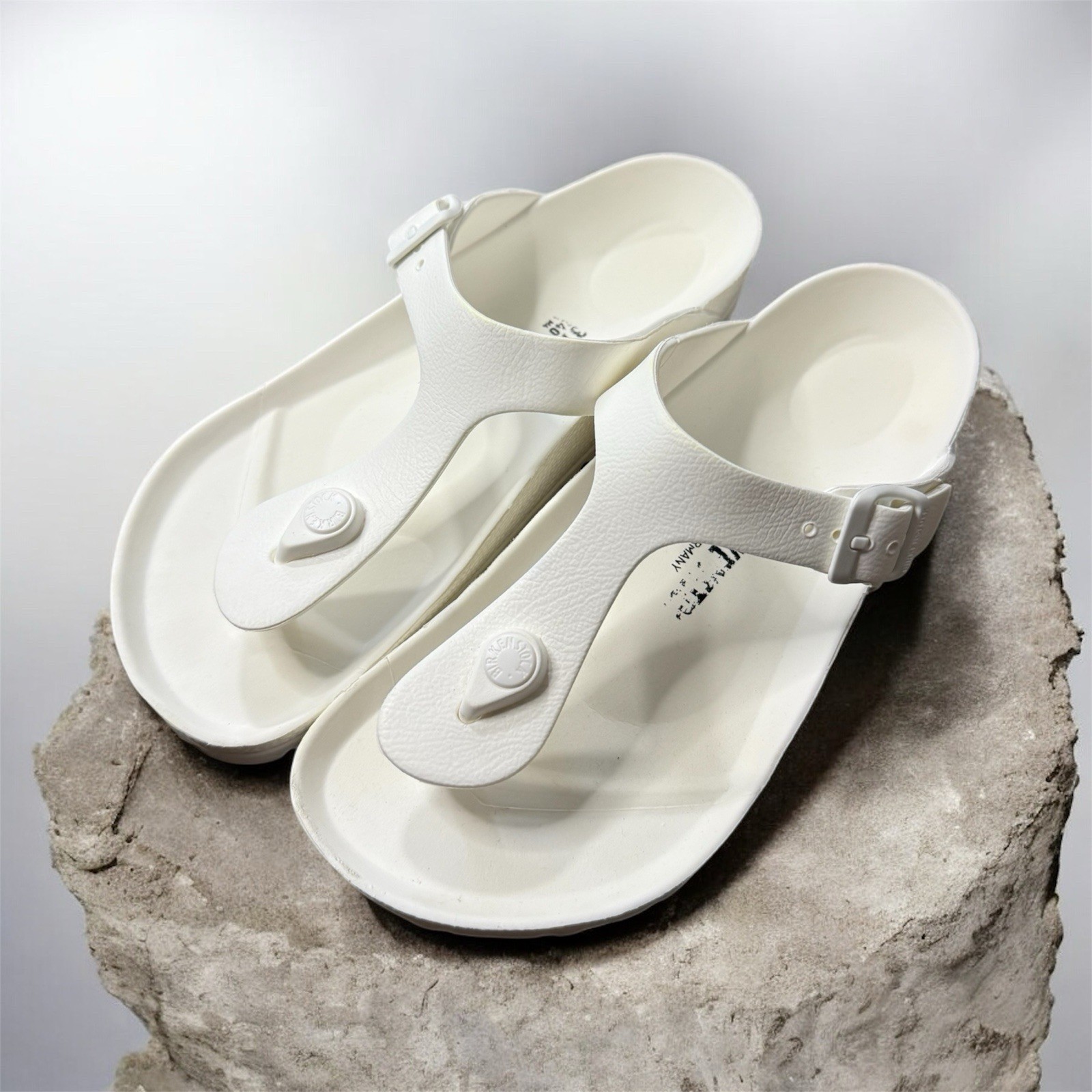 Birkenstock Gizeh EVA Sandals White Waterproof Women’s Size 37 (USA 6-6.5)