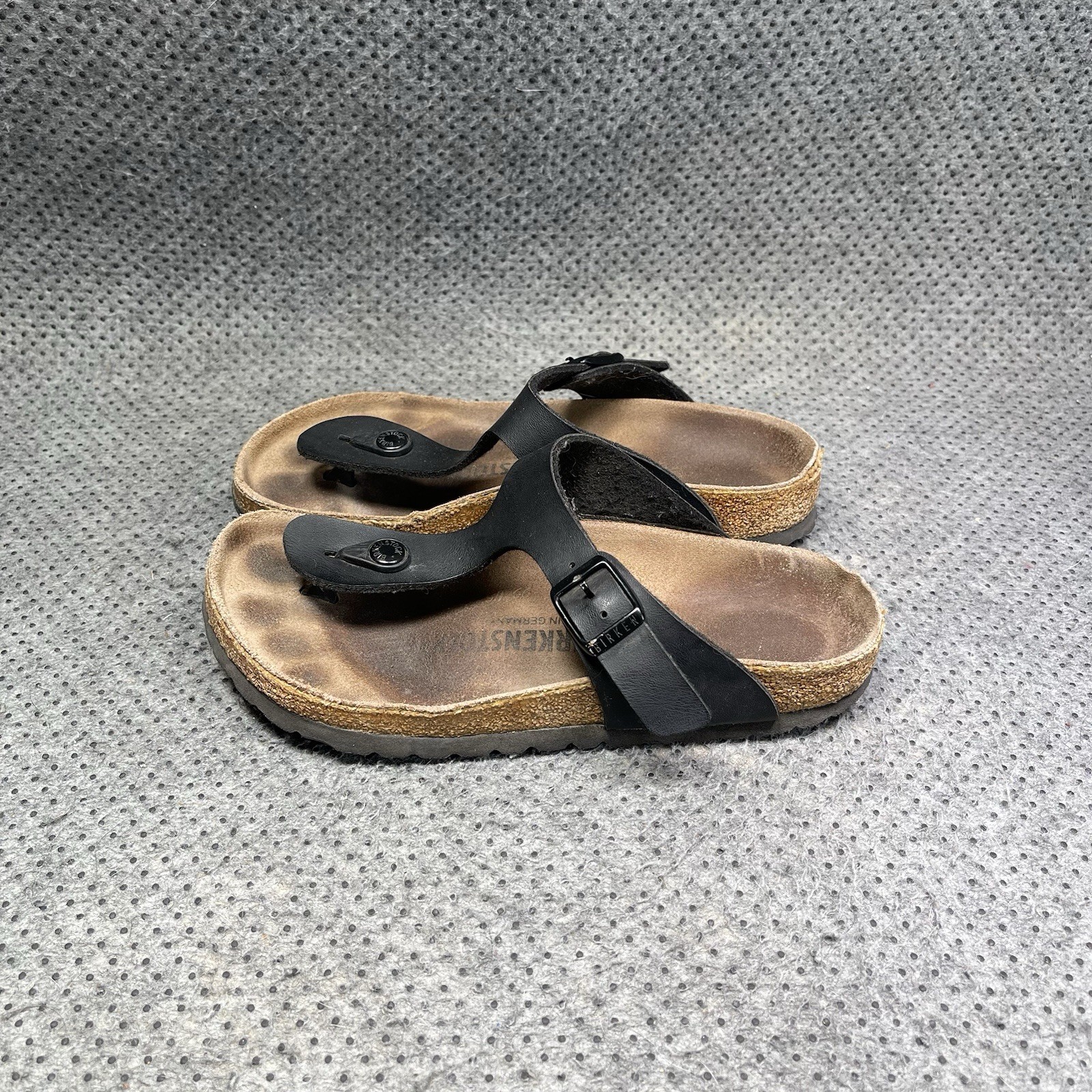 Birkenstock Gizeh Black Leather Sandals Size 5 Women’s