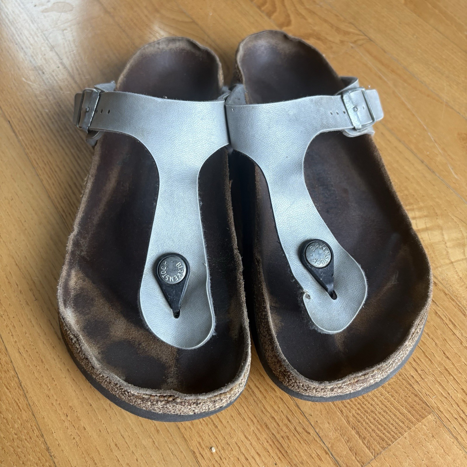 Birkenstock Sandals Gizeh Birko-Flor Patent Alloy Gray Womens Sz 38 7-7.5