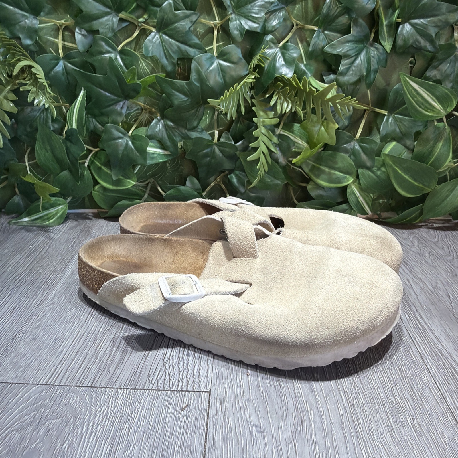 Birkenstock Boston Suede Beige Soft Bed Women Narrow 40 EU 9 US Clogs Slides
