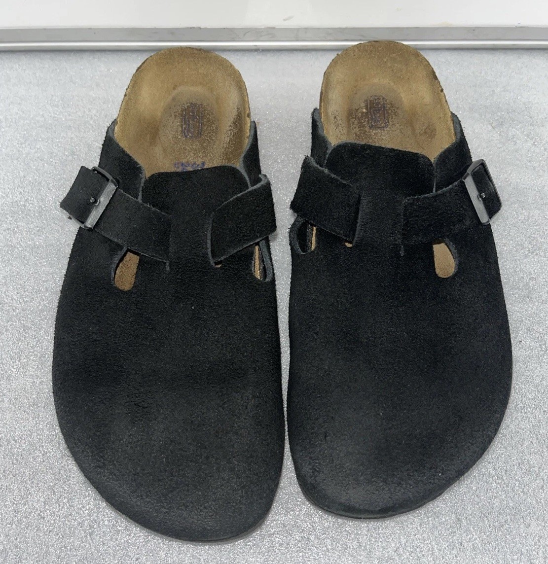 Birkenstock Boston Black Suede Leather Soft Footbed Size 38 Women-7- Men -5