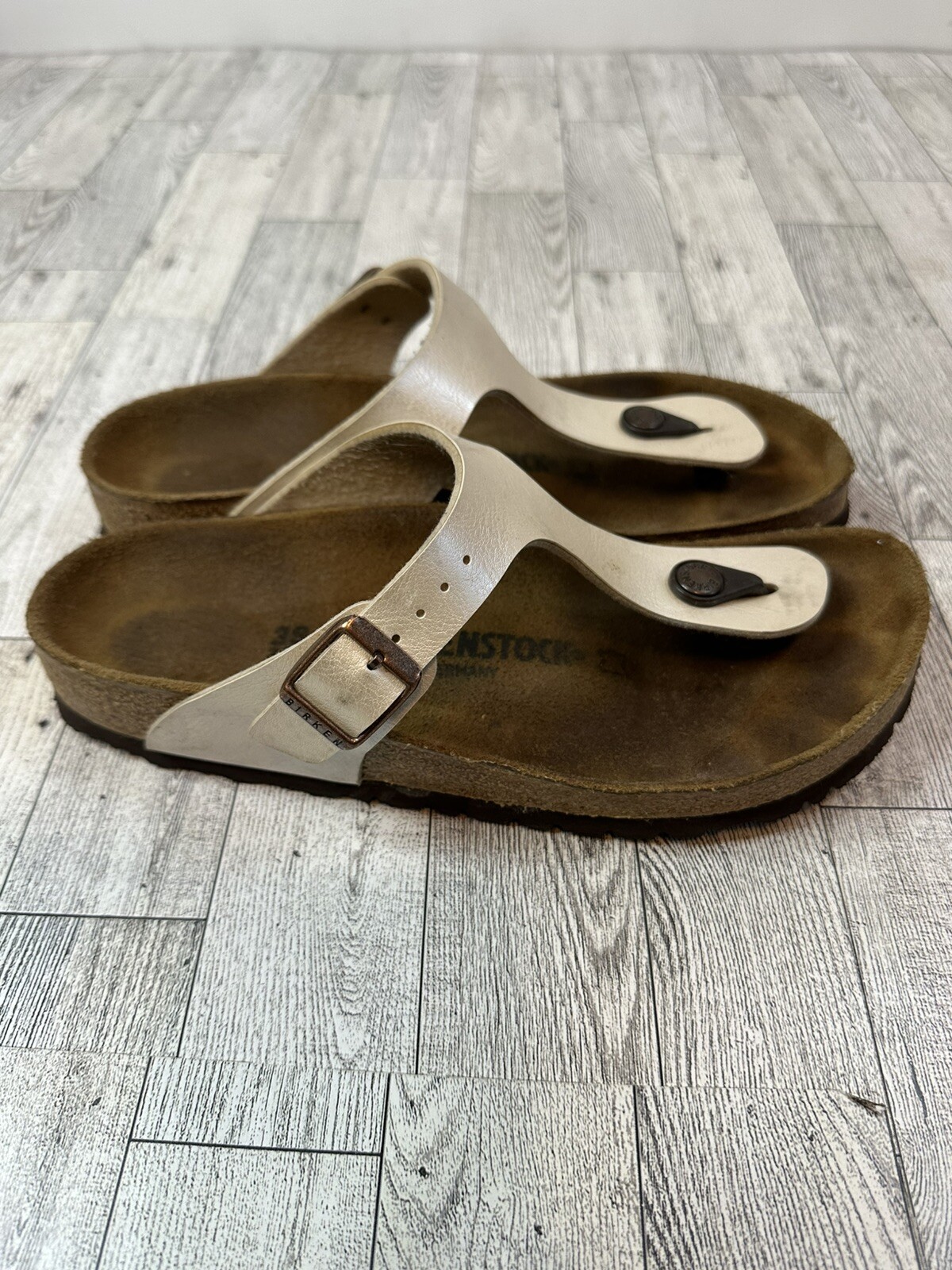 Birkenstock Gizeh Women’s 38 US 7 Pearl Ivory Cream Thong Leather Sandals shoes