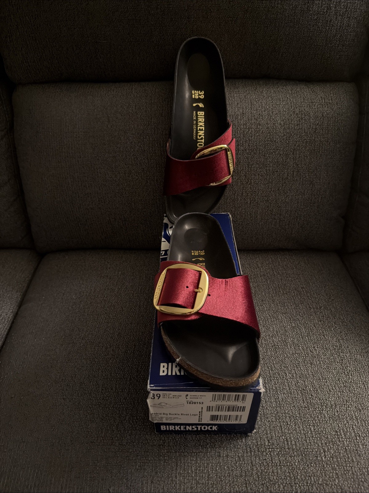 Birkenstock Madrid Big Buckle Slide Sandal Maroon Velvet Size 39 Narrow