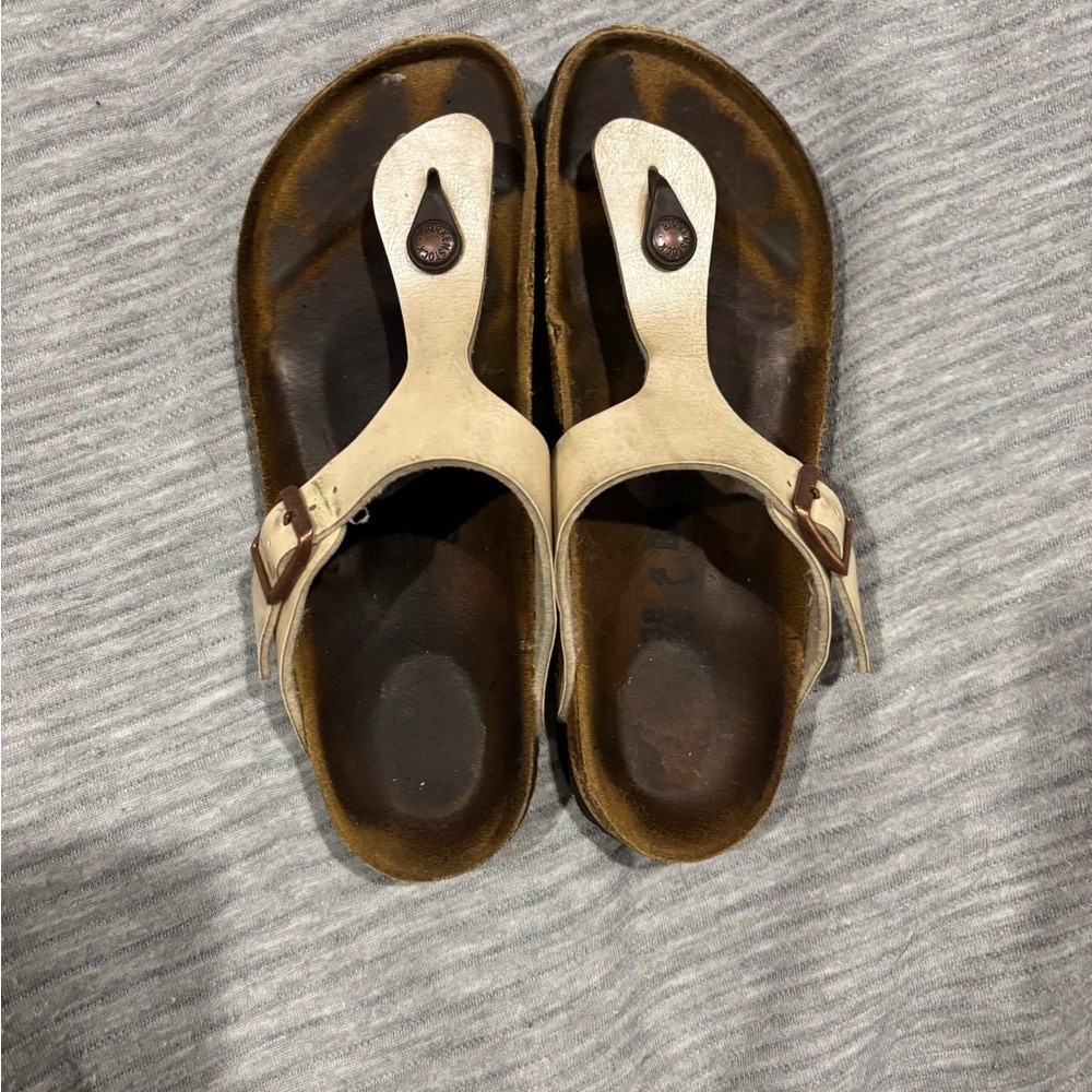 Birkenstock Gizeh Thong Sandals Cream Leather Copper Buckle EU 38 US 7.5