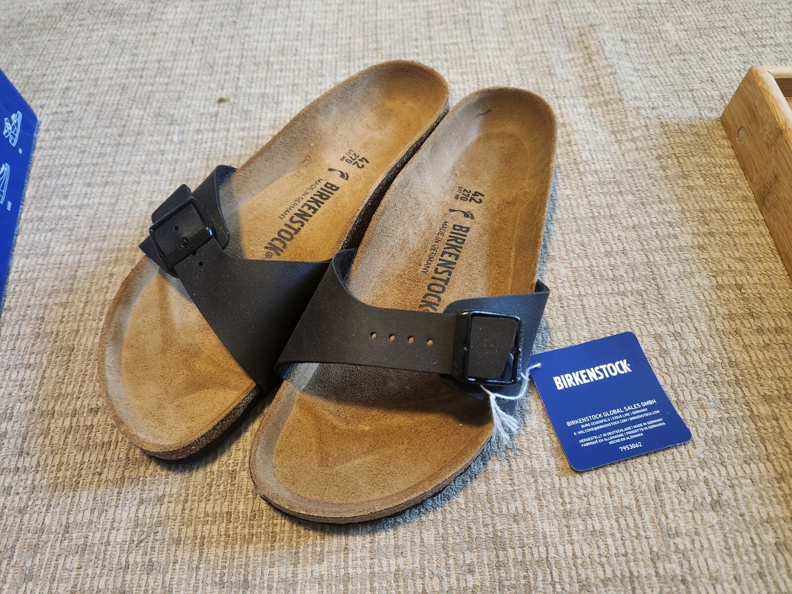 Birkenstock Madrid Buckle Slide Sandal – Black – EU 42 – L11 / M9 NARROW